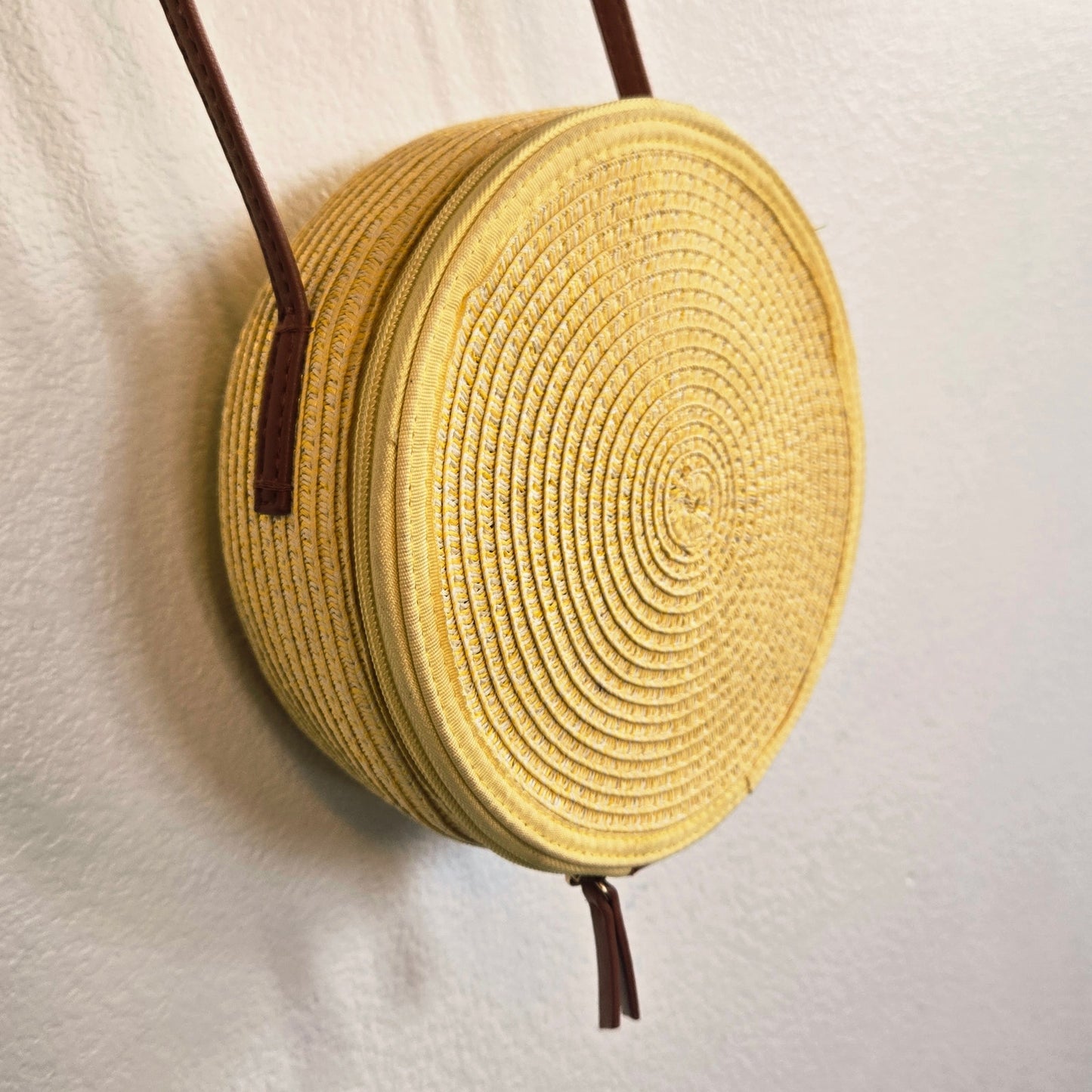 One Size – Express Yellow Woven Circular Mini Bag (2019)