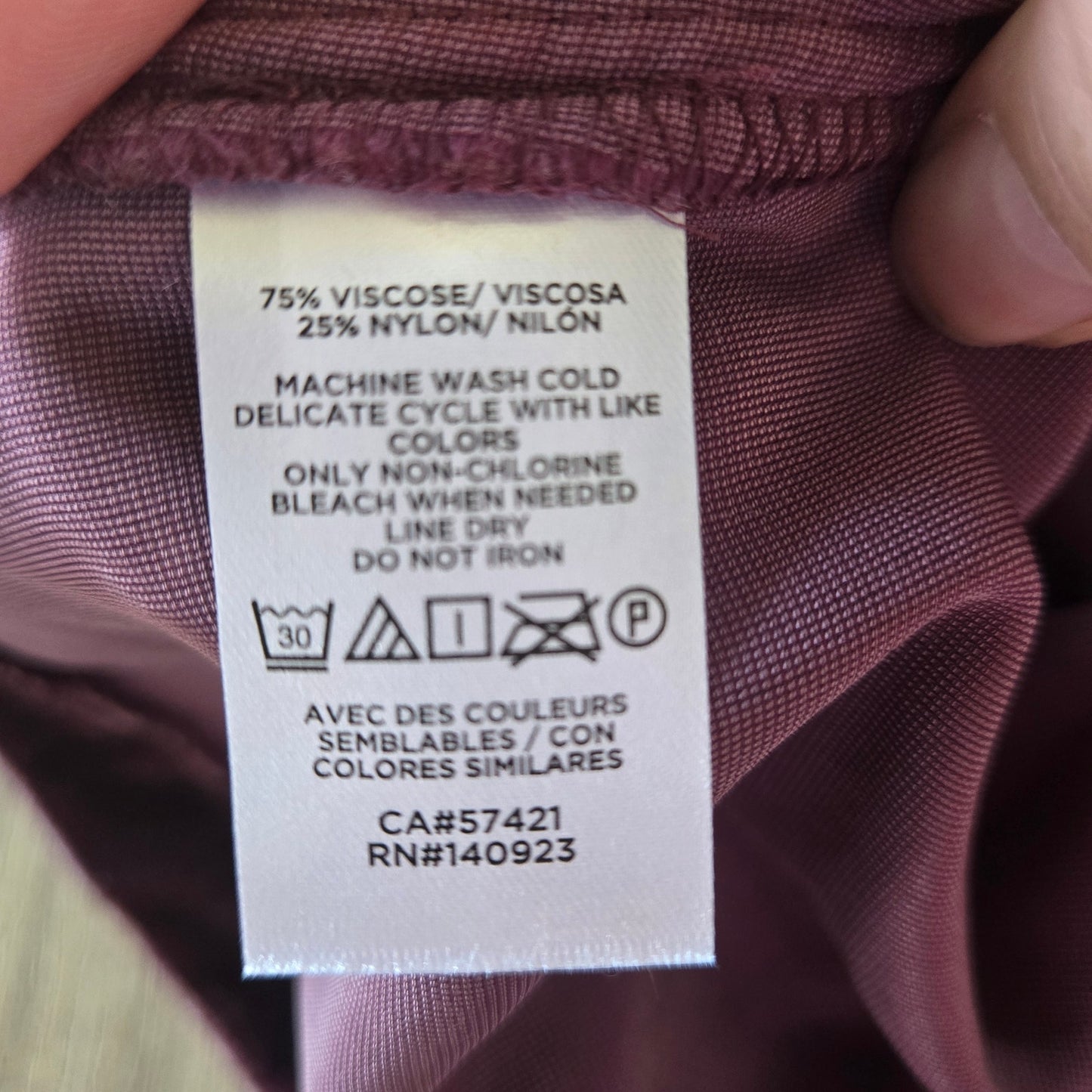 M – NWT Plum Velvet Puff Sleeve Sweetheart Top by LOFT