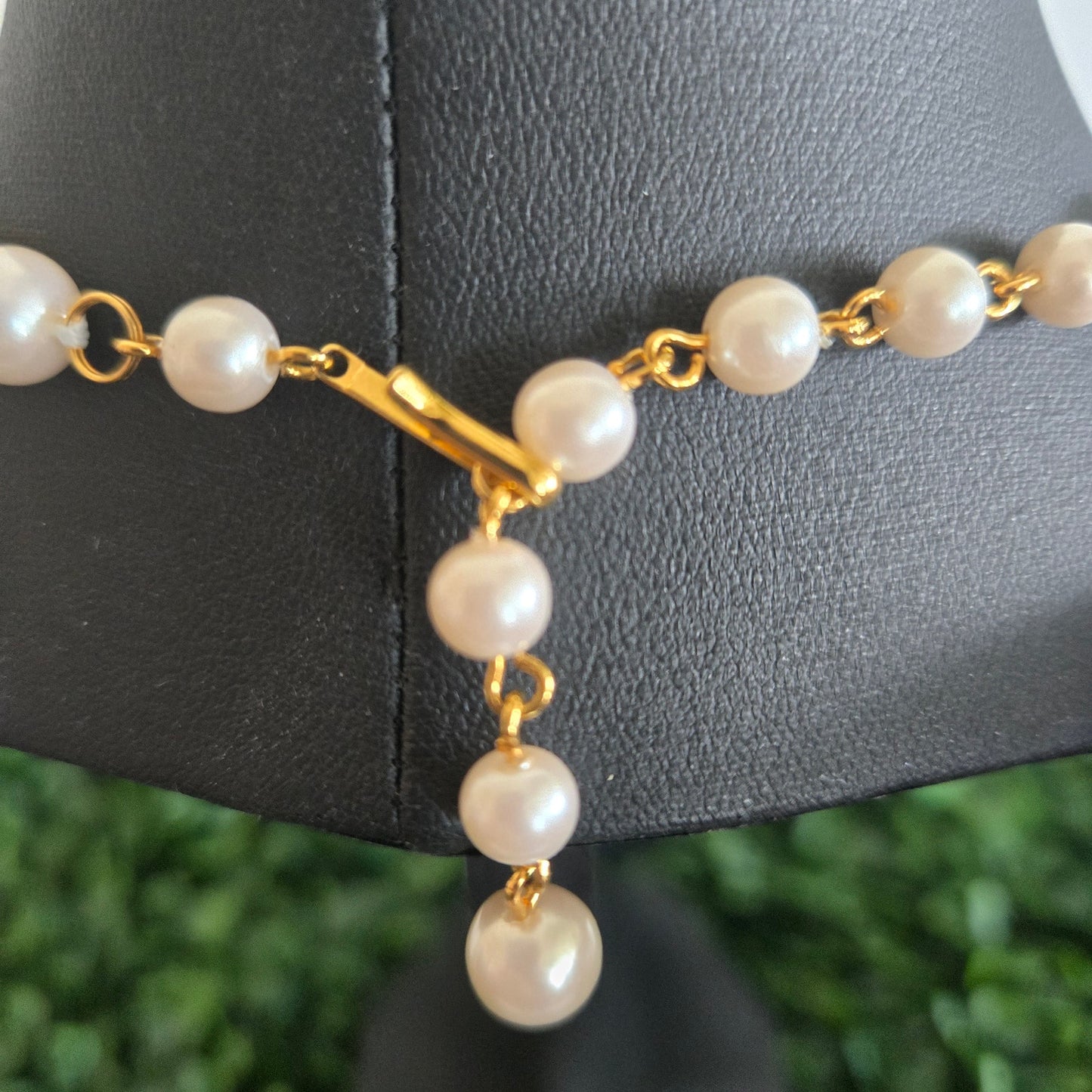 Beautiful retro chain and pearl braided unique short necklace