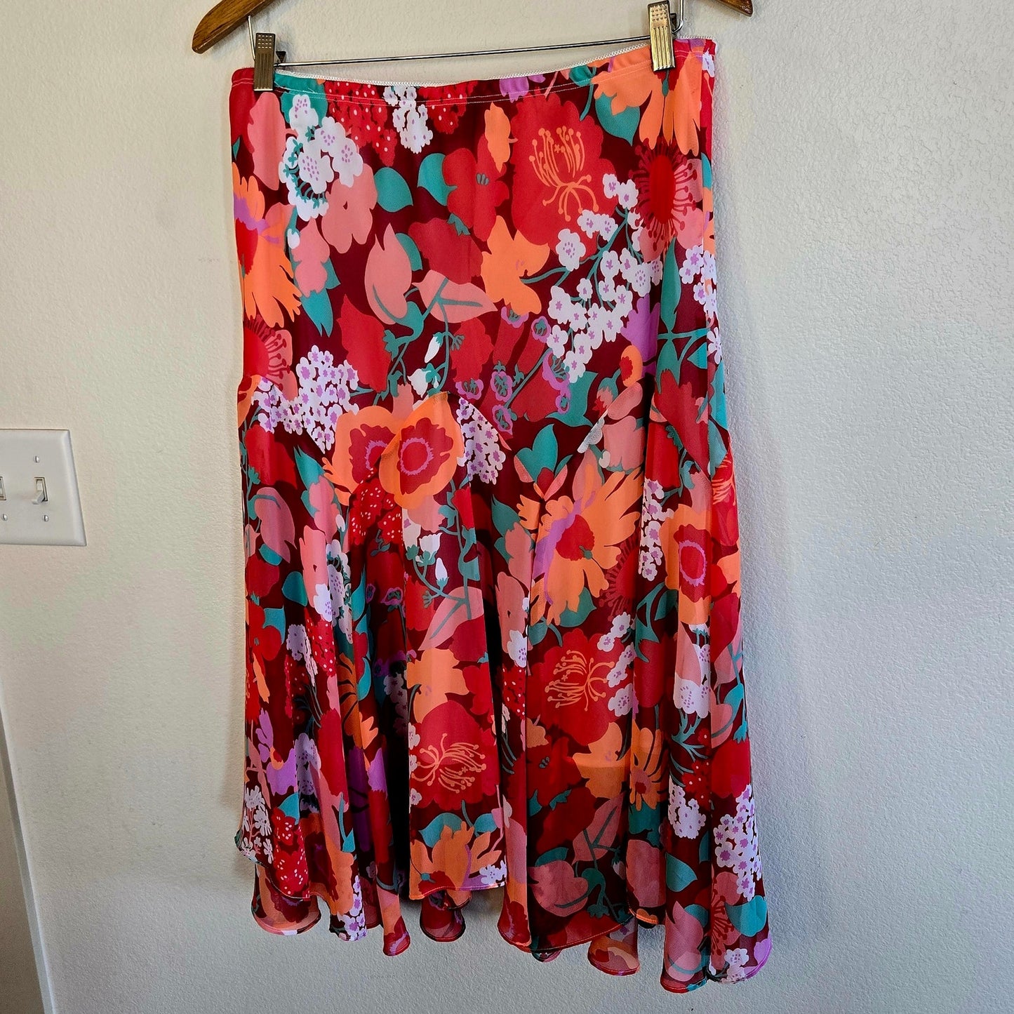 Size L – Bob Mackie Wearable Art Handkerchief Hem Floral Midi Skirt