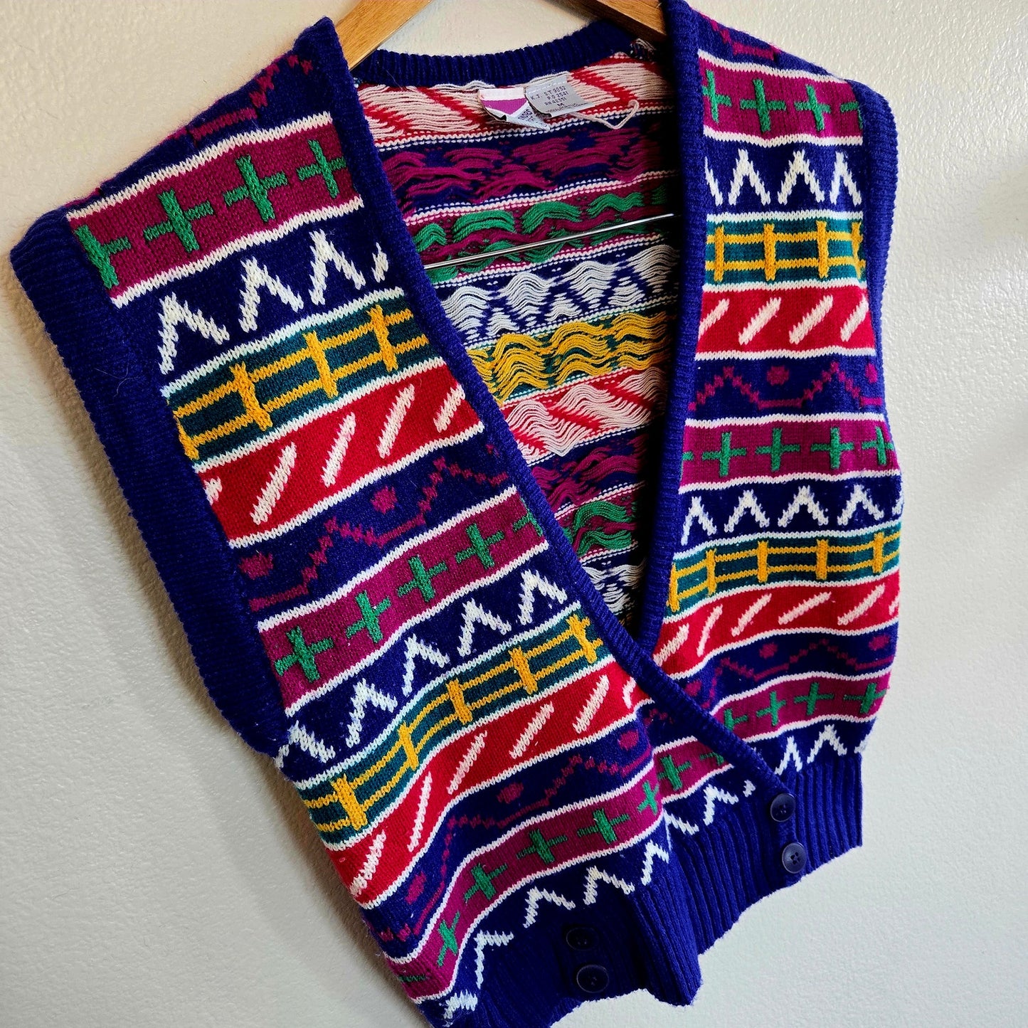 Vintage Sweater vest Deep V and button wrap closure design