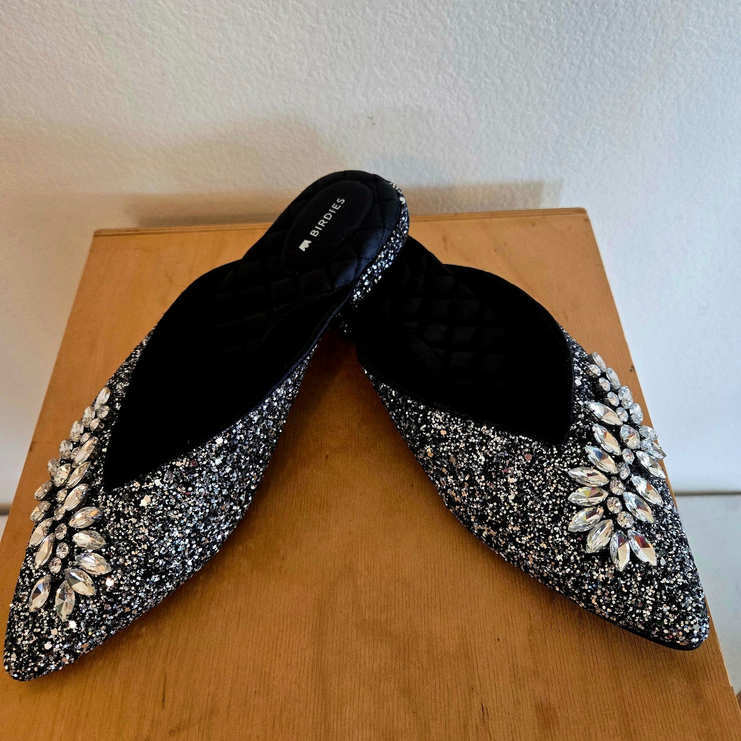 Size 8.5 – Birdies Silver Glitter Rhinestone Slipper Mules