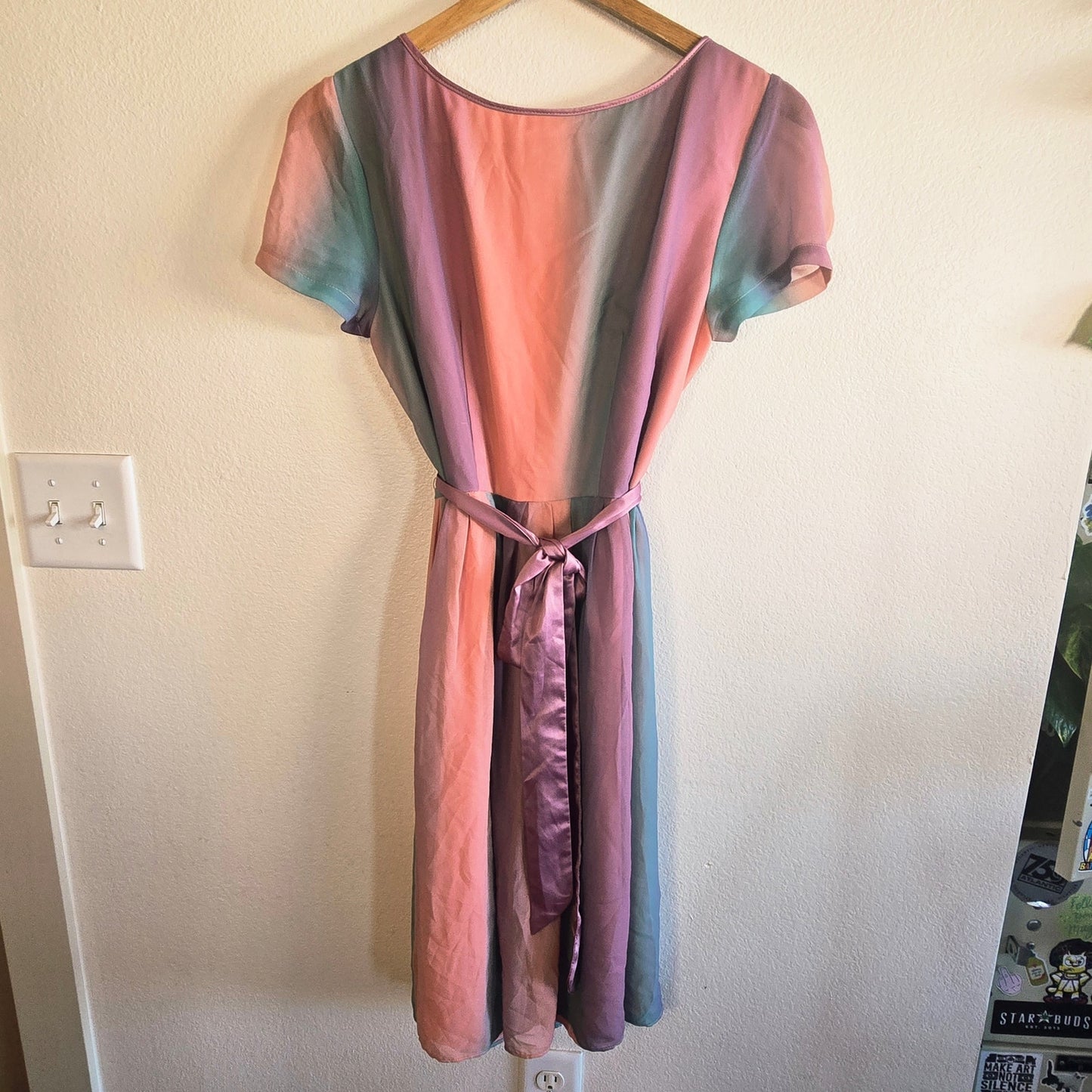 Size L ModCloth Pastel Chiffon Tie-Waist Midi Dress