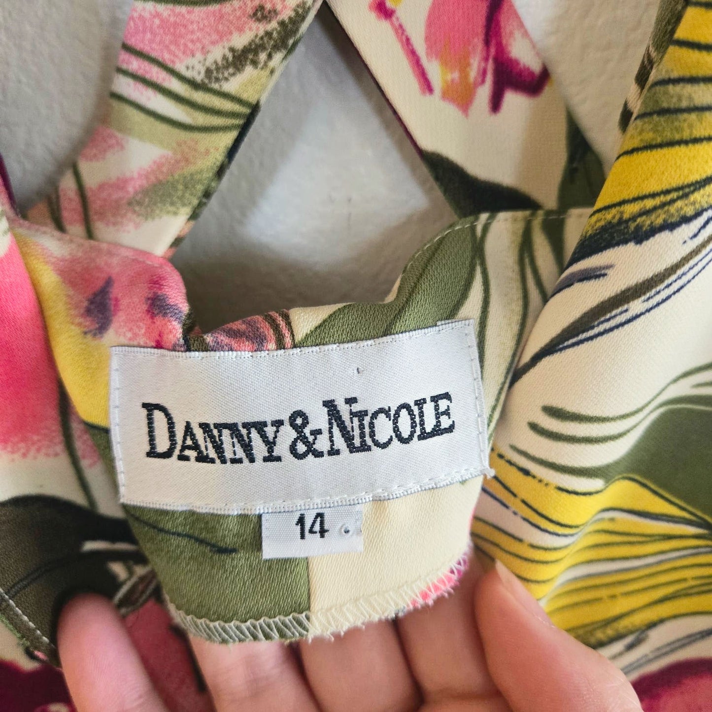 VINTAGE FLORAL PEARL BUTTON DOWN CRISS CROSS BACK MAXI DRESS 90S