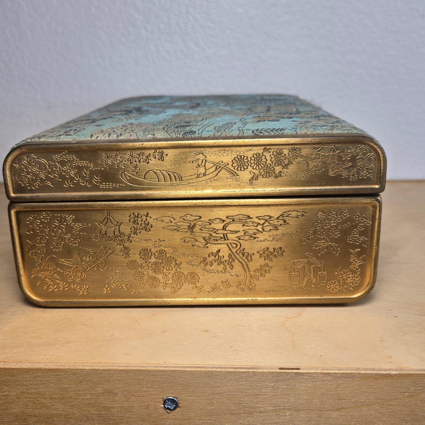 Vintage Embroidered Silk Jewelry Box Set – Blue Asian Scene, Satin Lined, Gold Metal Trim