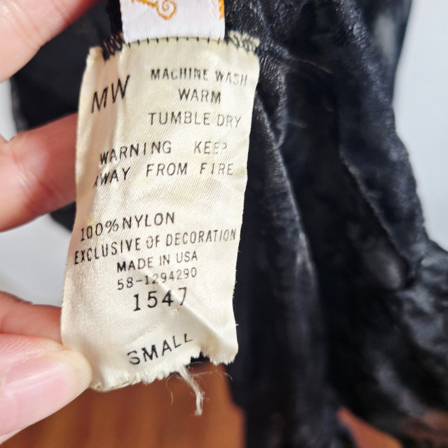 Size Small Vintage Black Lace Robe by Lise Stevens – Made in USA