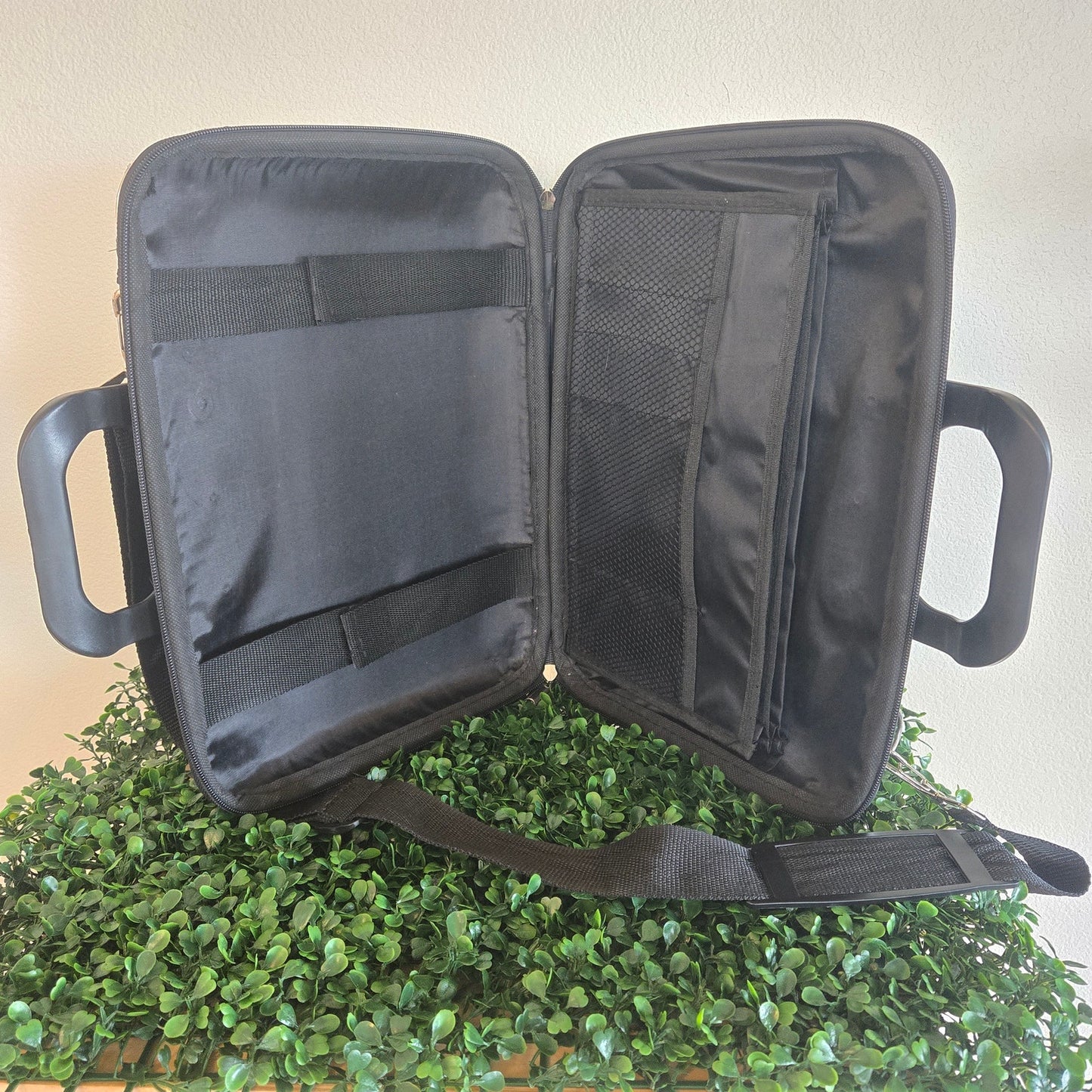 Black Pebble Vegan Leather goth Laptop case hardshell protective silver metal accents