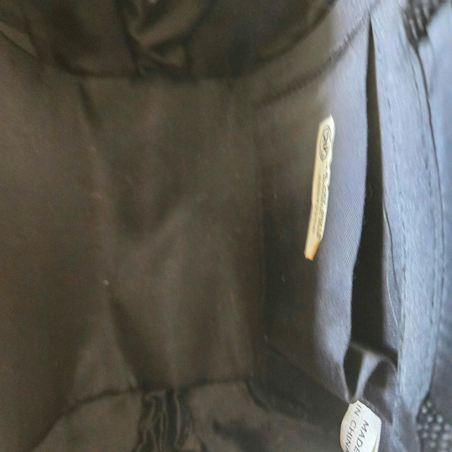 1980's mini crossbody textured hard shell clasp purse