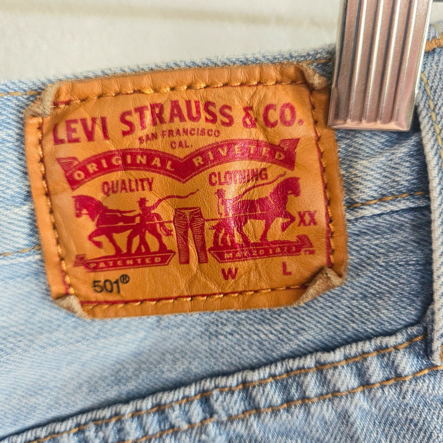 LEVI'S 501 DENIM CUT OFF SHORTS LIGHT WASH LEVI STRAUSS