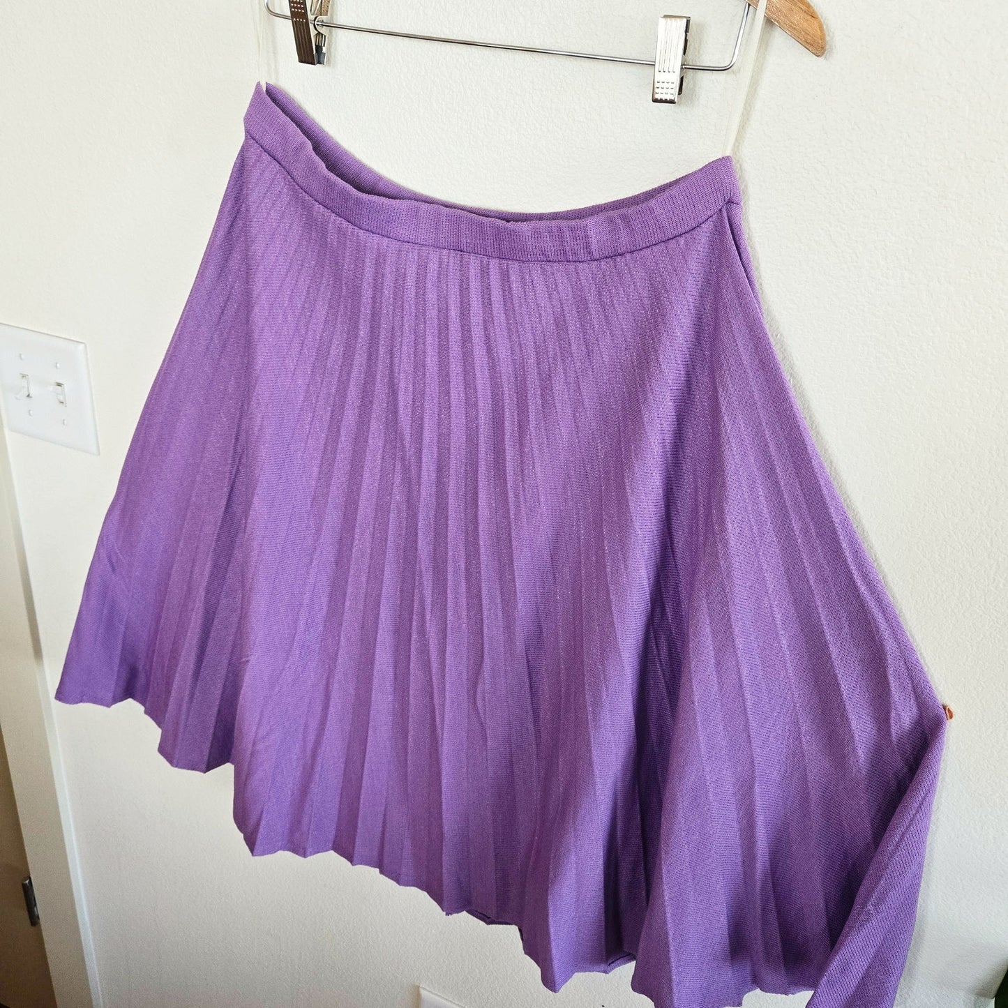 MED Lavender Knit Pleated Midi Skirt – Made in USA – Union Made Vintage