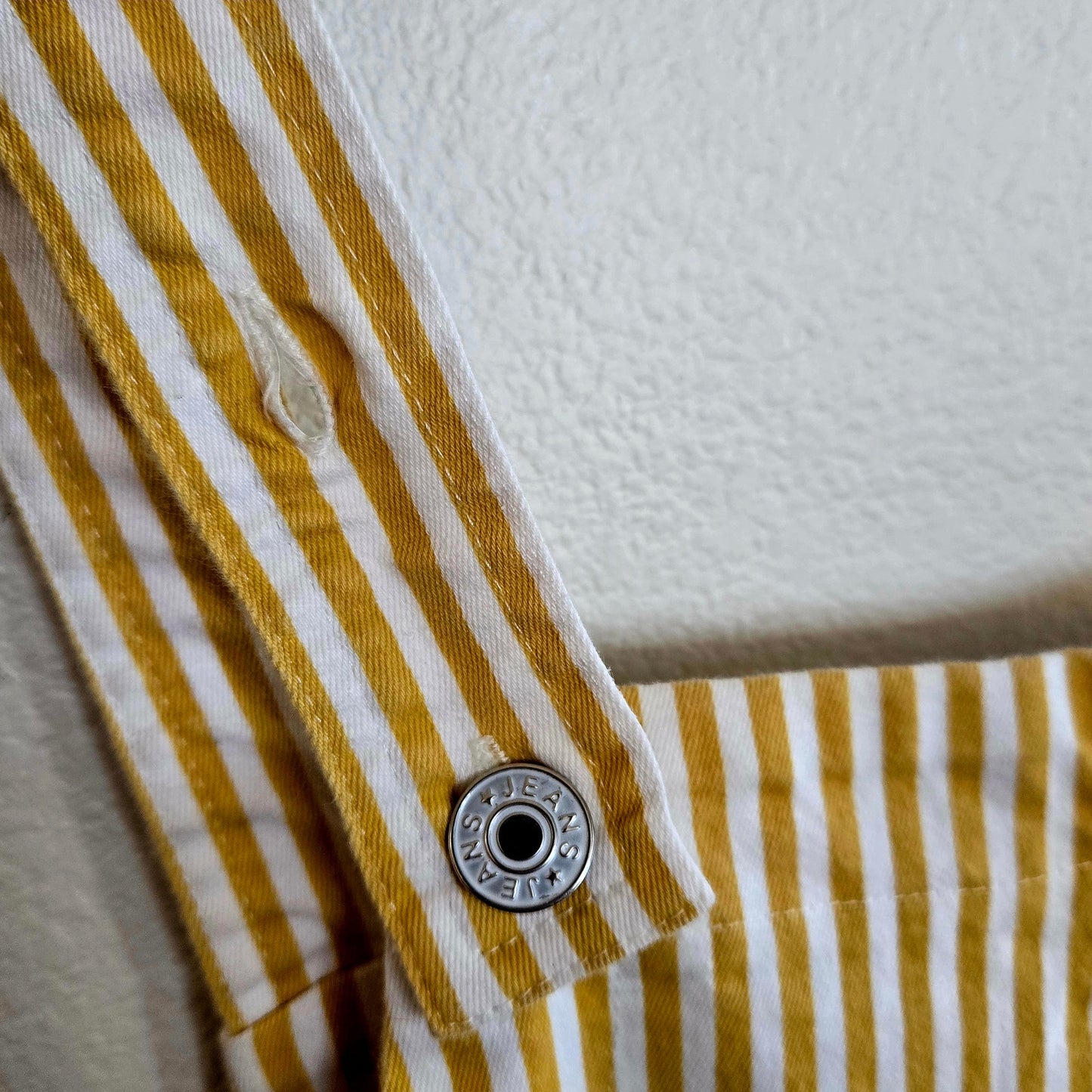 Striped button front short - overalls with 5 contrast pockets