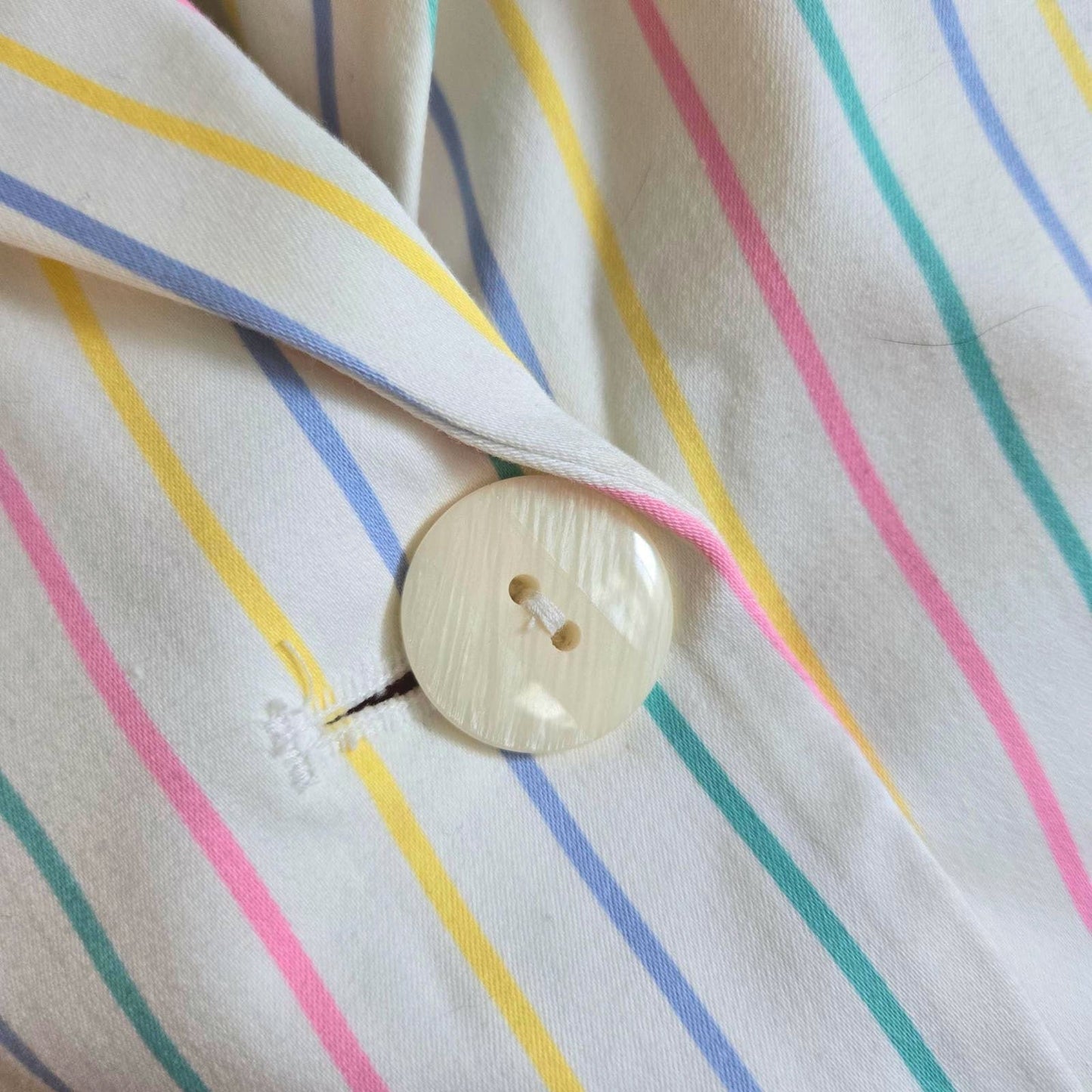 VINTAGE SAG HARBOR WHITE RAINBOW STRIPED BLAZER