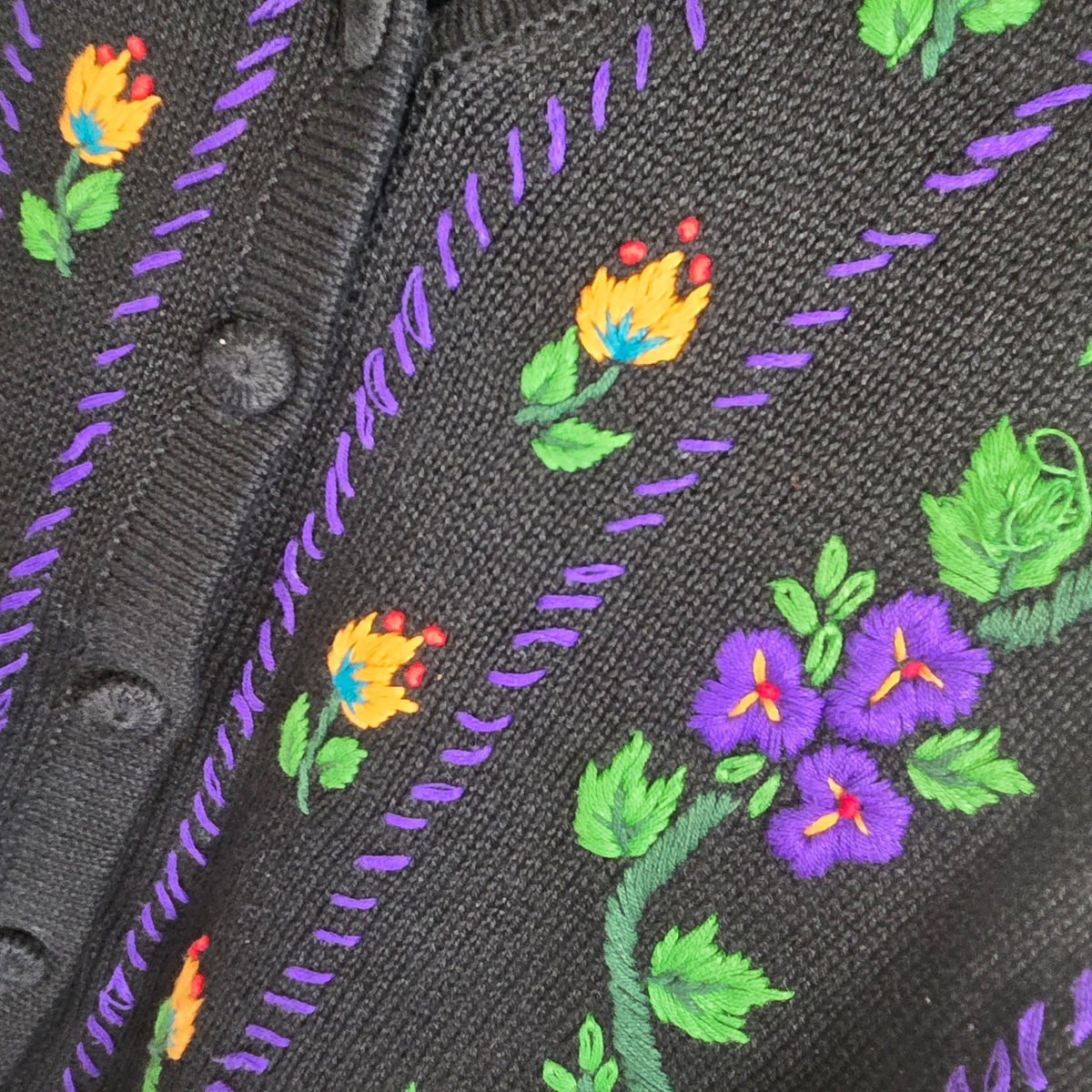 XL – Vintage Black Embroidered Sweater Vest
