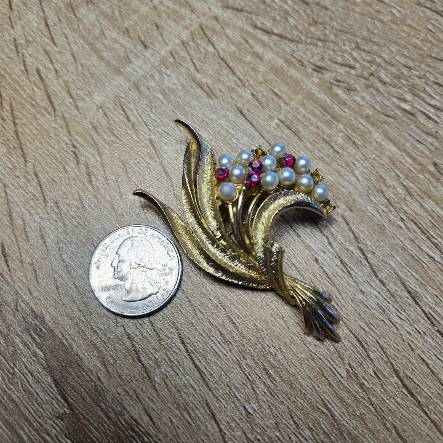Vintage Gold Leaf Brooch with Faux Pearls & Pink Rhinestones