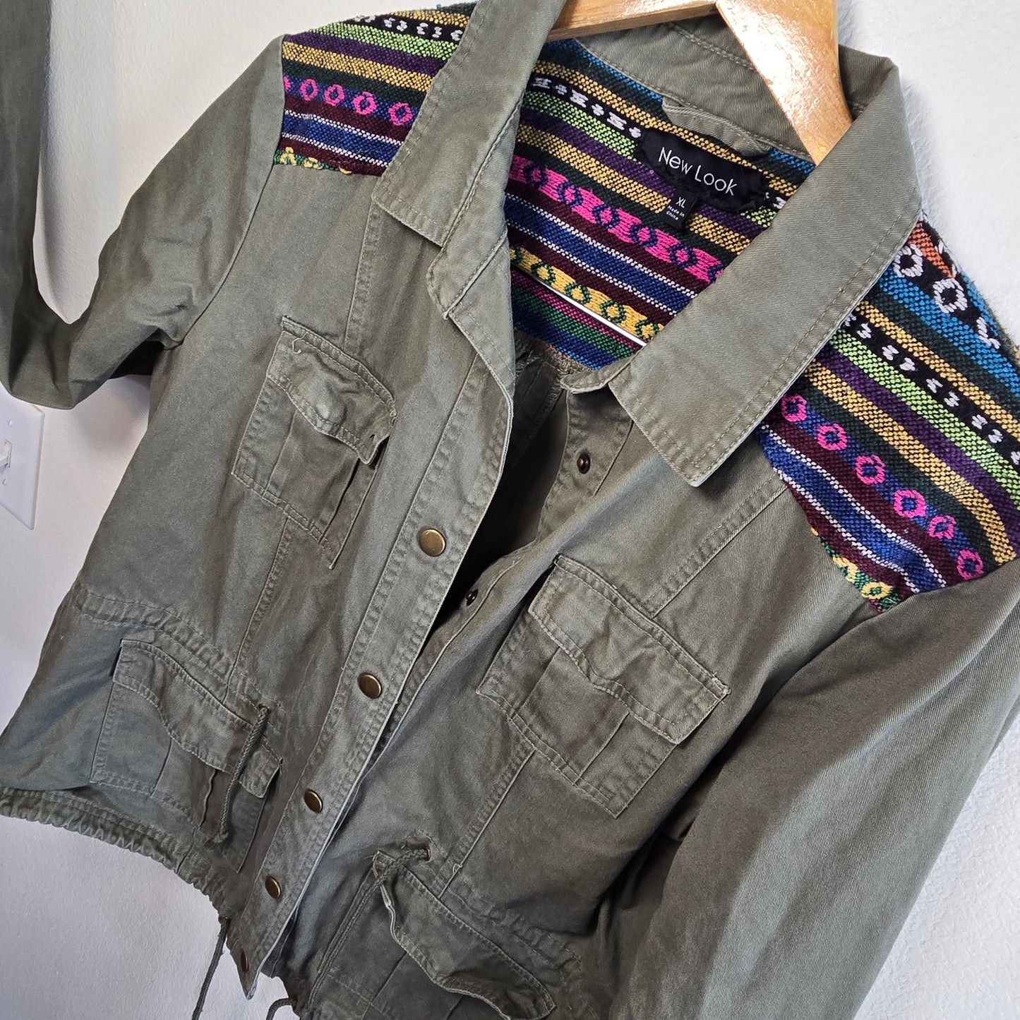 Size XL Y2K Army Green Utility Anorak Jacket – Boho Tribal Shoulder Detail