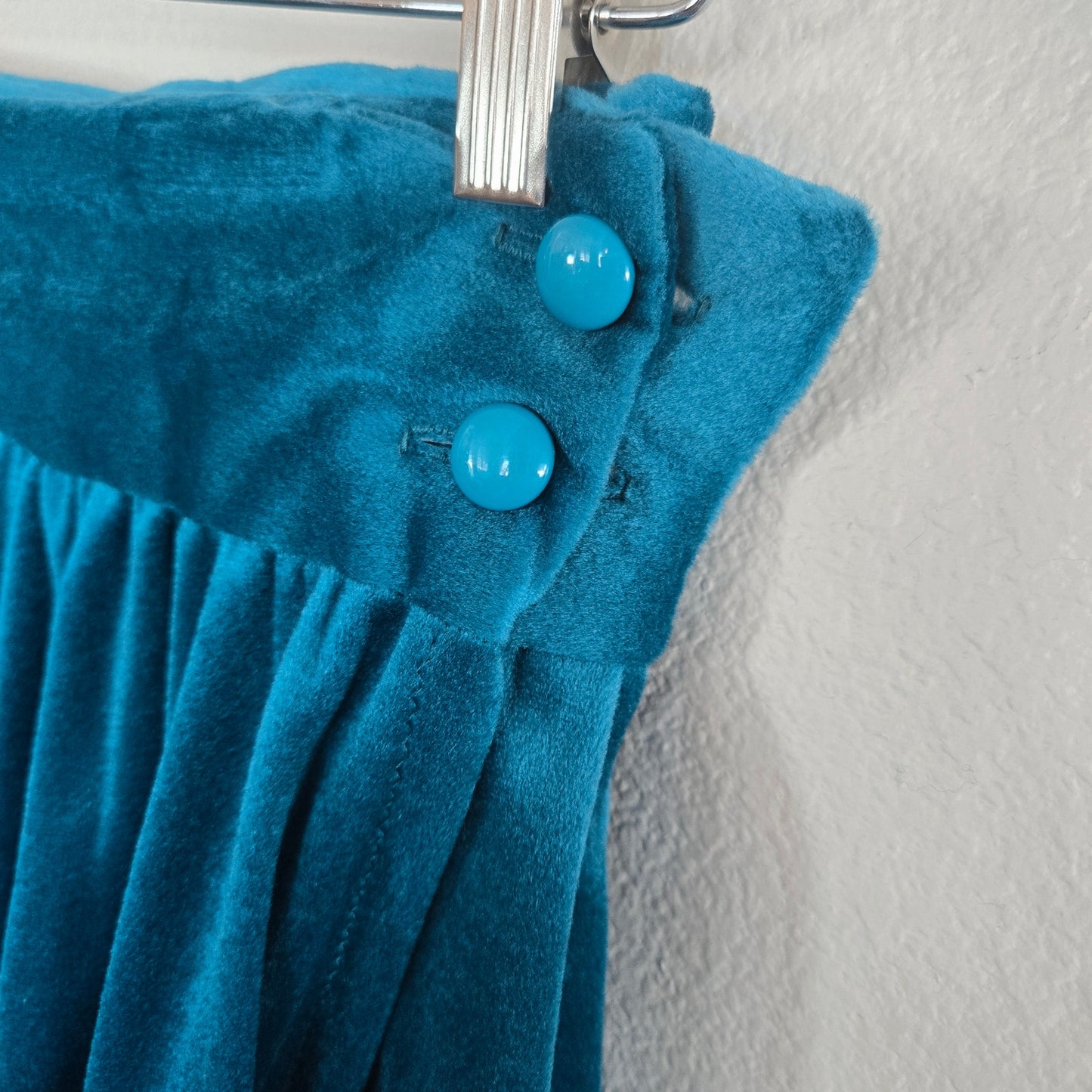 M/L – Heavy Turquoise Velvet Circle Skirt – Layered Ruching Winter Style