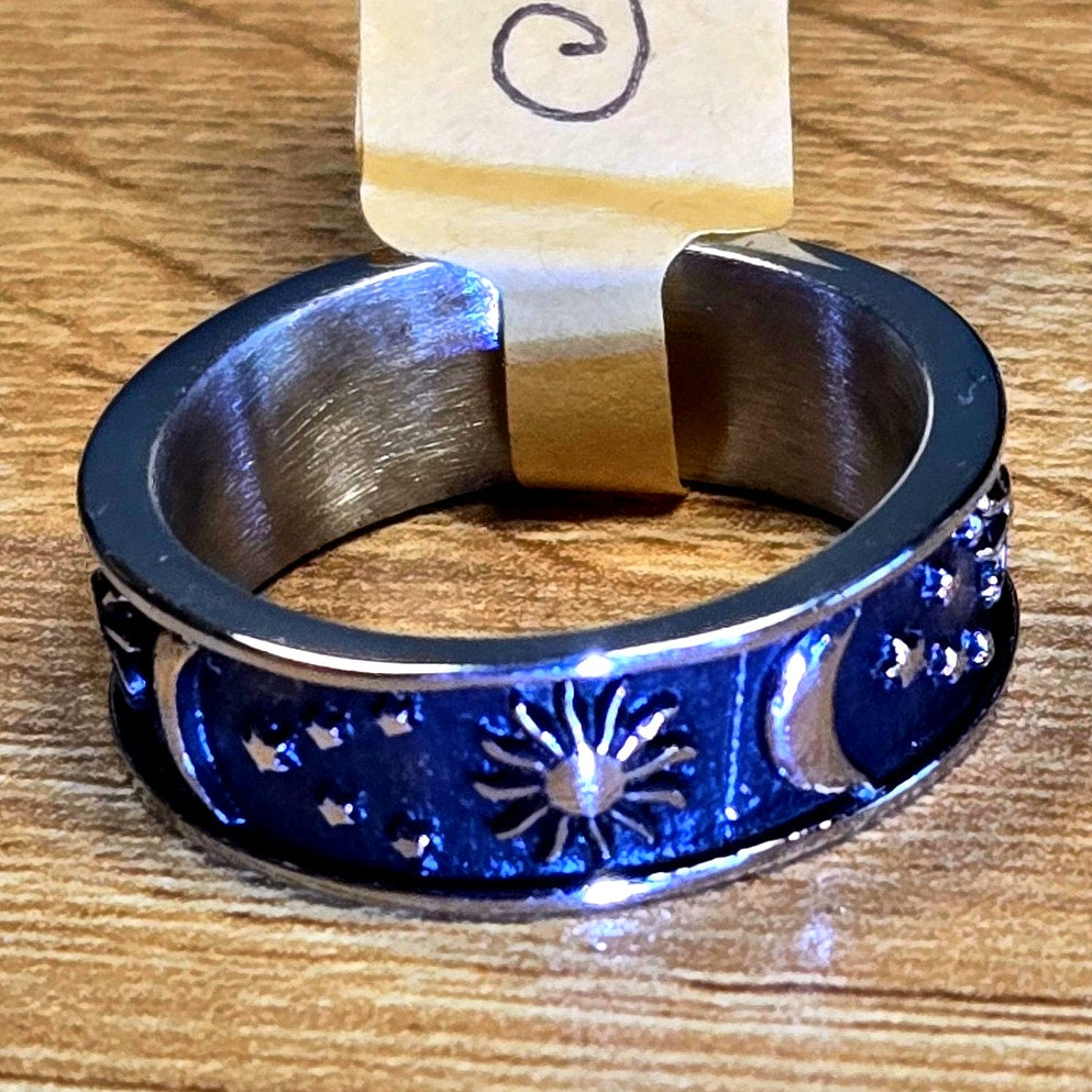 Size 10 Celestial Stainless Steel Ring – 9mm Band with Sun, Moon & Stars