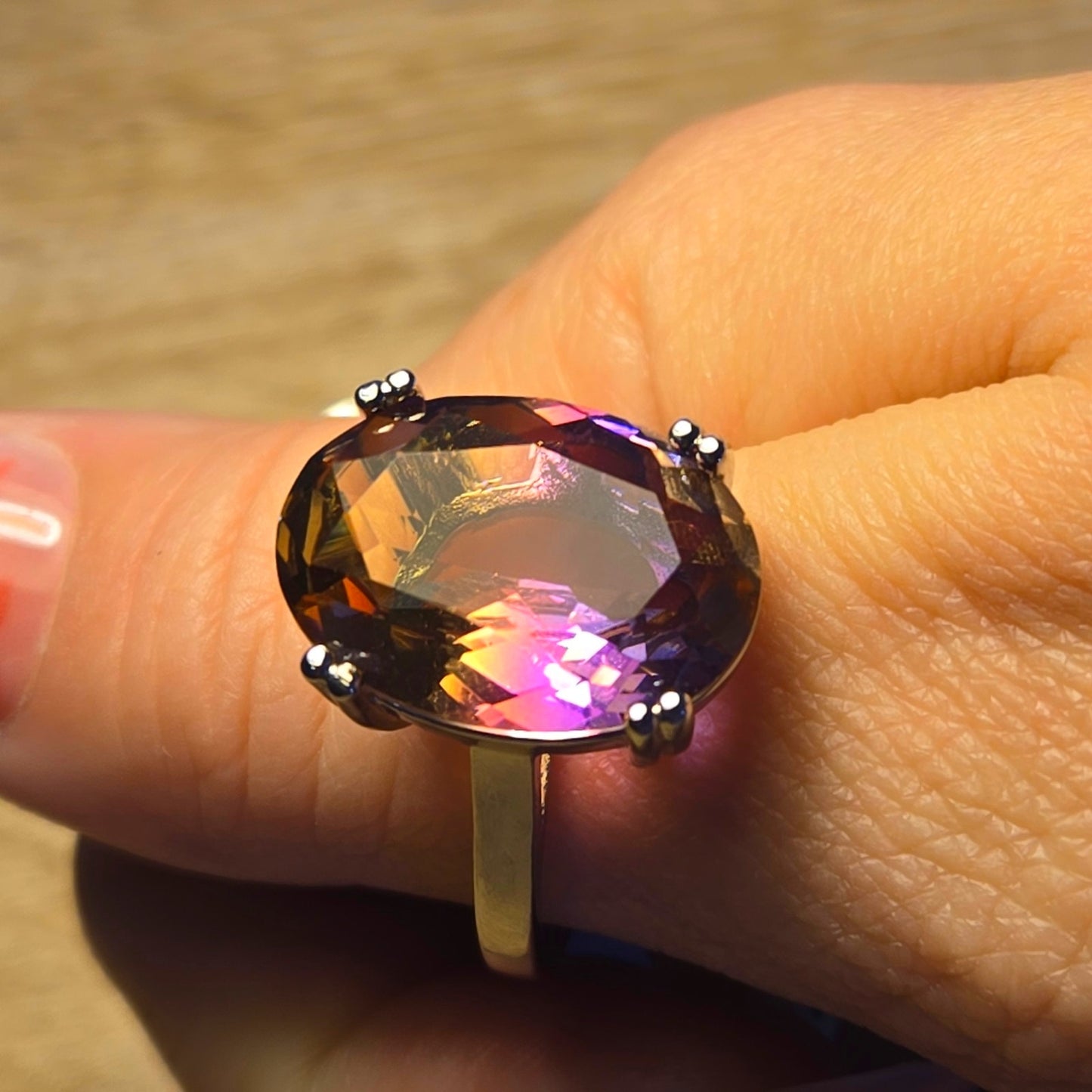 Size 10 S925 Sterling Silver Ring with Gradient Statement Stone