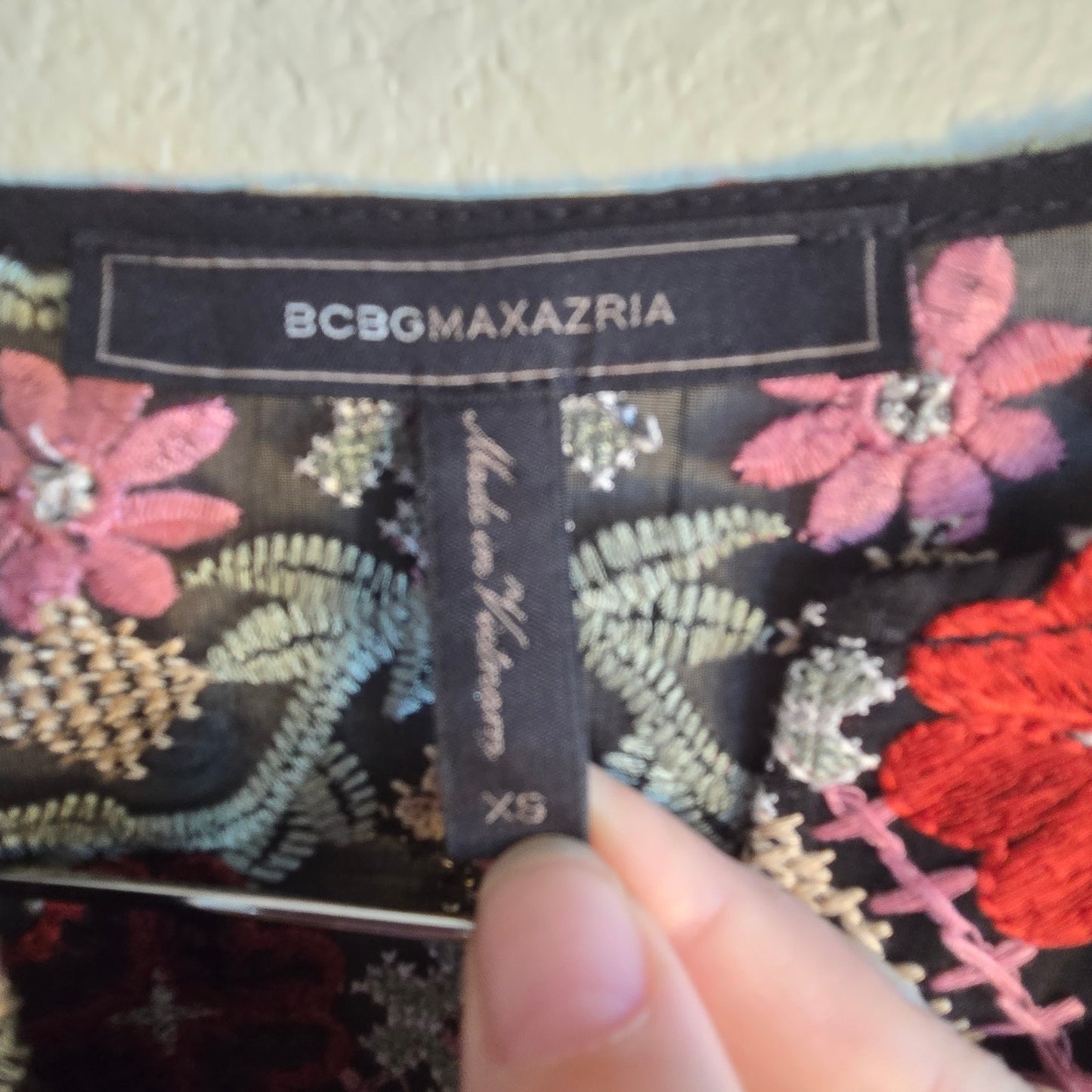 Size XS – BCBGMAXAZRIA embroidered boho bell sleeve dress