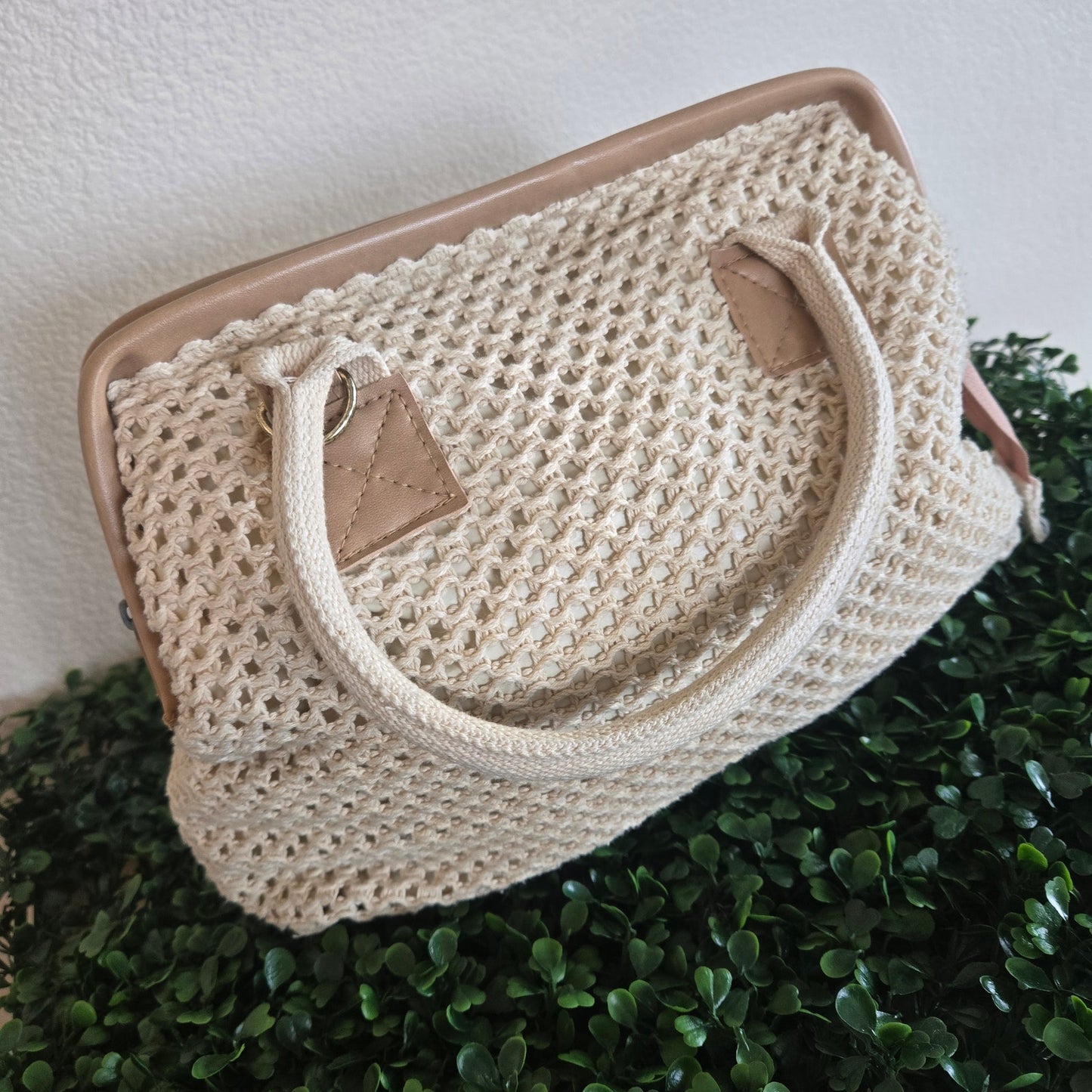 fisher net arm handle small purse natural textured zipper closure