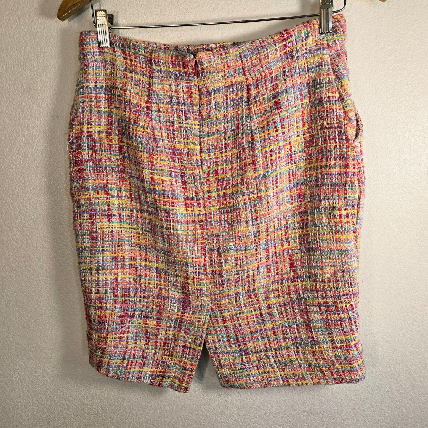 Size 4 Multicolor Tweed Mini Skirt Lined with Pockets