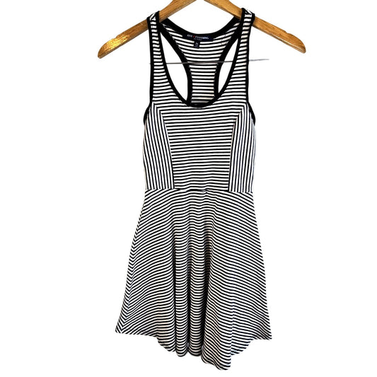 Size M Black White Striped Sporty Racerback Skater Dress