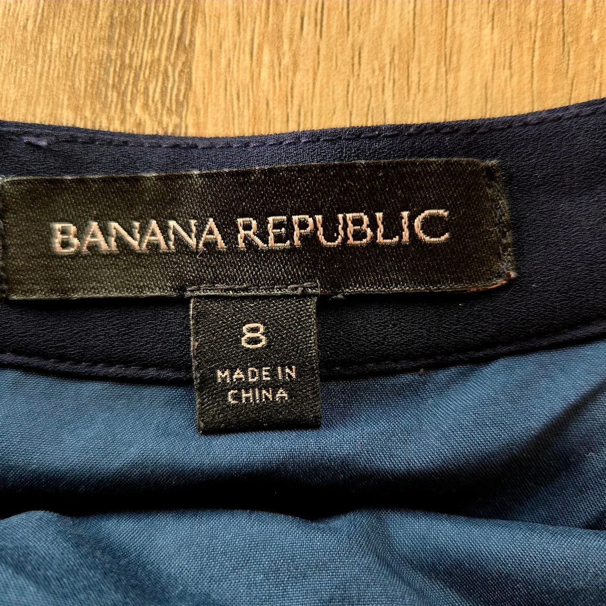 Size 8 Pleated Botanical Floral Skirt – Mixed Fabric Panel Design Banana Republic