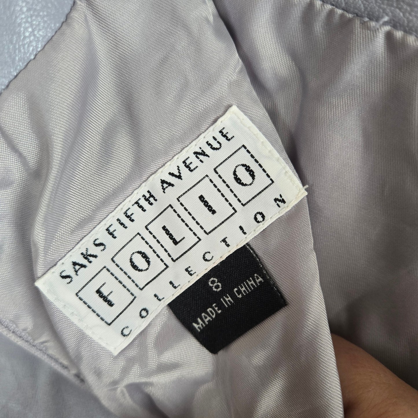 size 8 Vintage Saks 5th Avenue REAL Leather Lavender gray pearlescent skirt