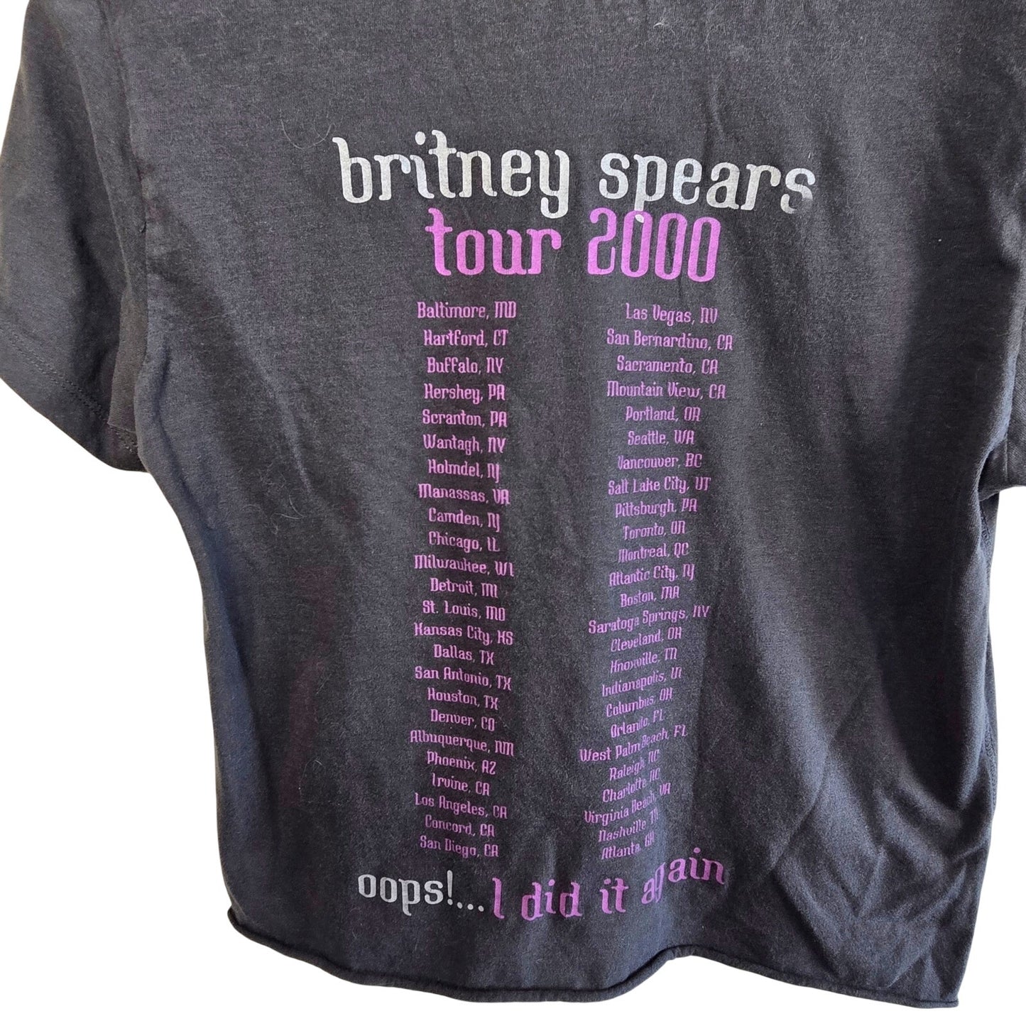 Size XS Britney Spears Tour 2000 Graphic Crop Tee – Oops!… I Did It Again
