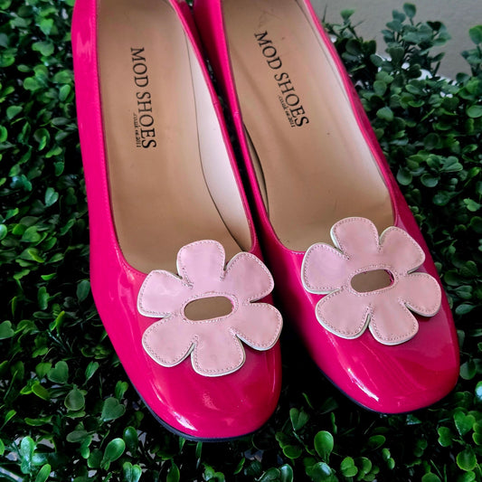 MOD Shoes Brand Fuchsia and Pink Patent Flower power pumps kitten heels