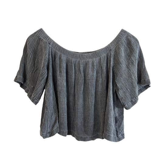Size L – Gray Boxy Off-Shoulder Peasant Crop Top by Urban Renewal