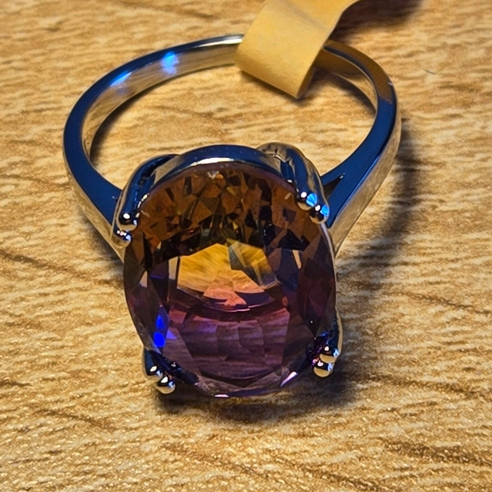 Size 10 S925 Sterling Silver Ring with Gradient Statement Stone