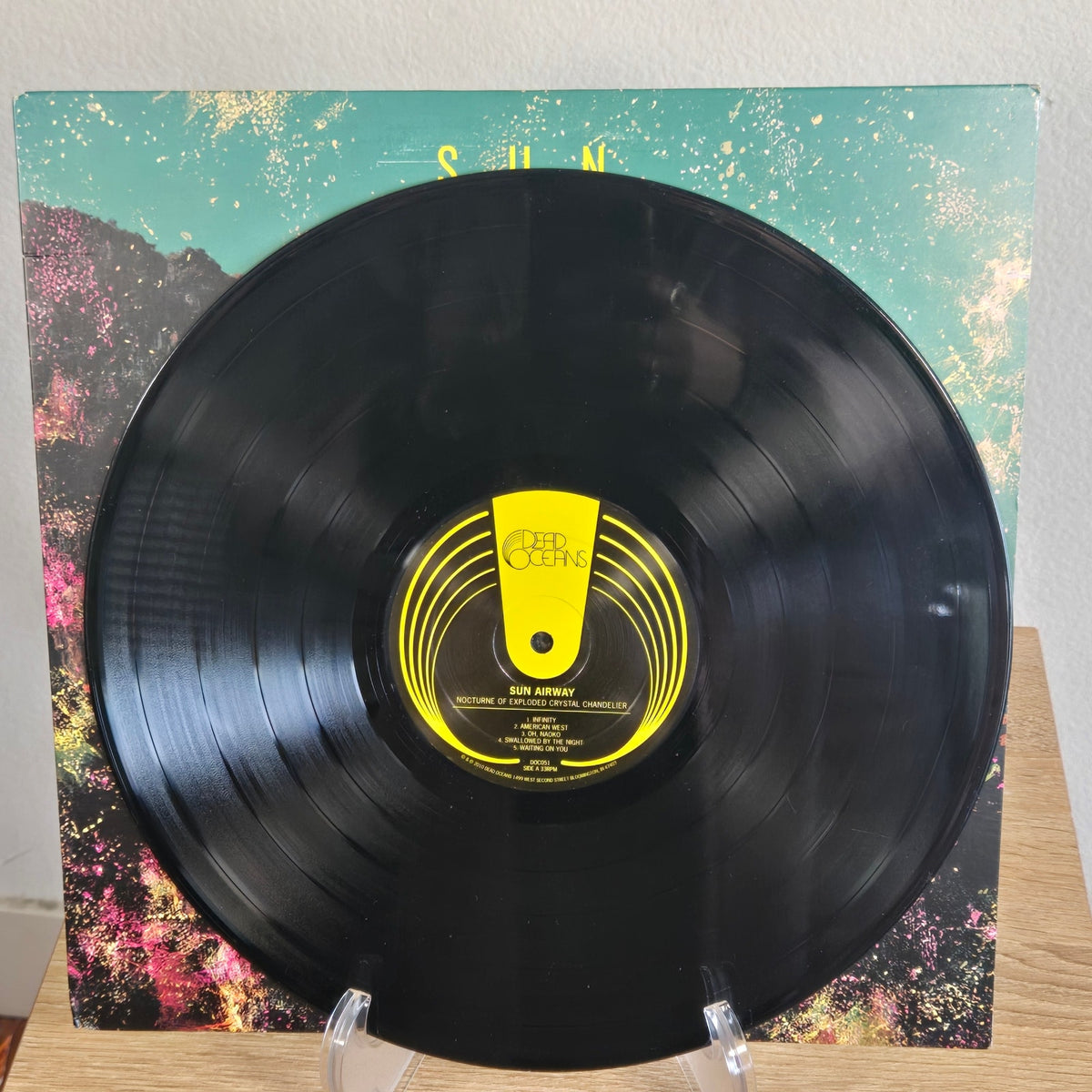 Nocturne of Exploded Crystal Chandelier – Sun Airway | Dead Oceans | LP