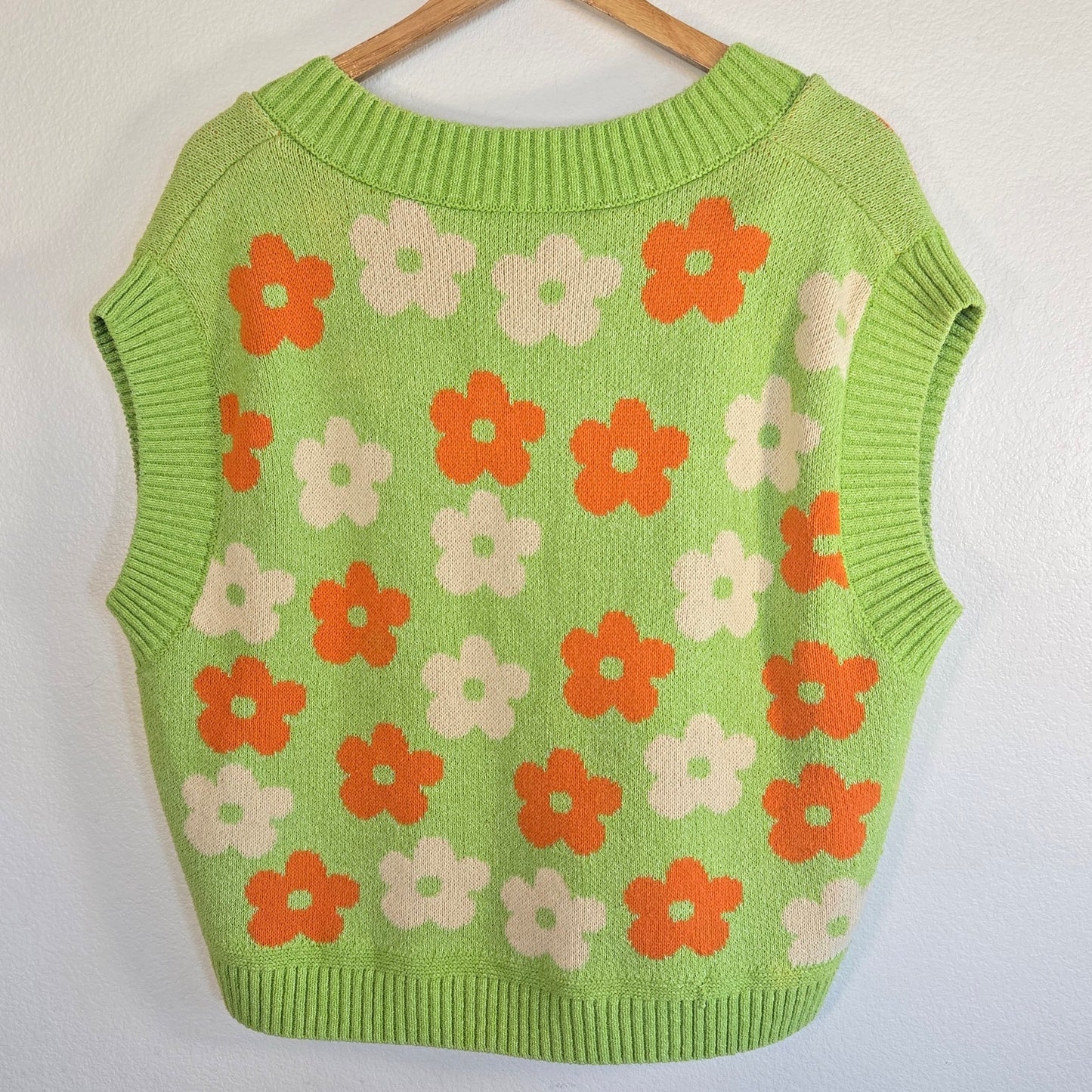 Size M (Unisex)-Zara Oversized Floral Knit Sweater Vest
