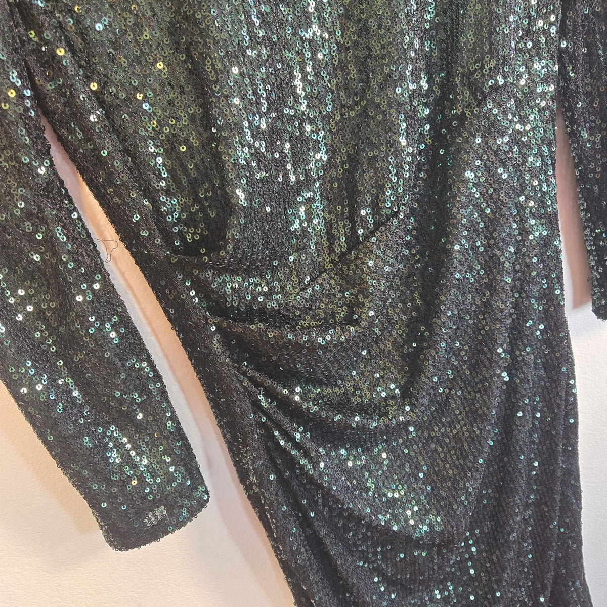 S – Nanette Lepore Green Sequin Ruched Midi Party Dress