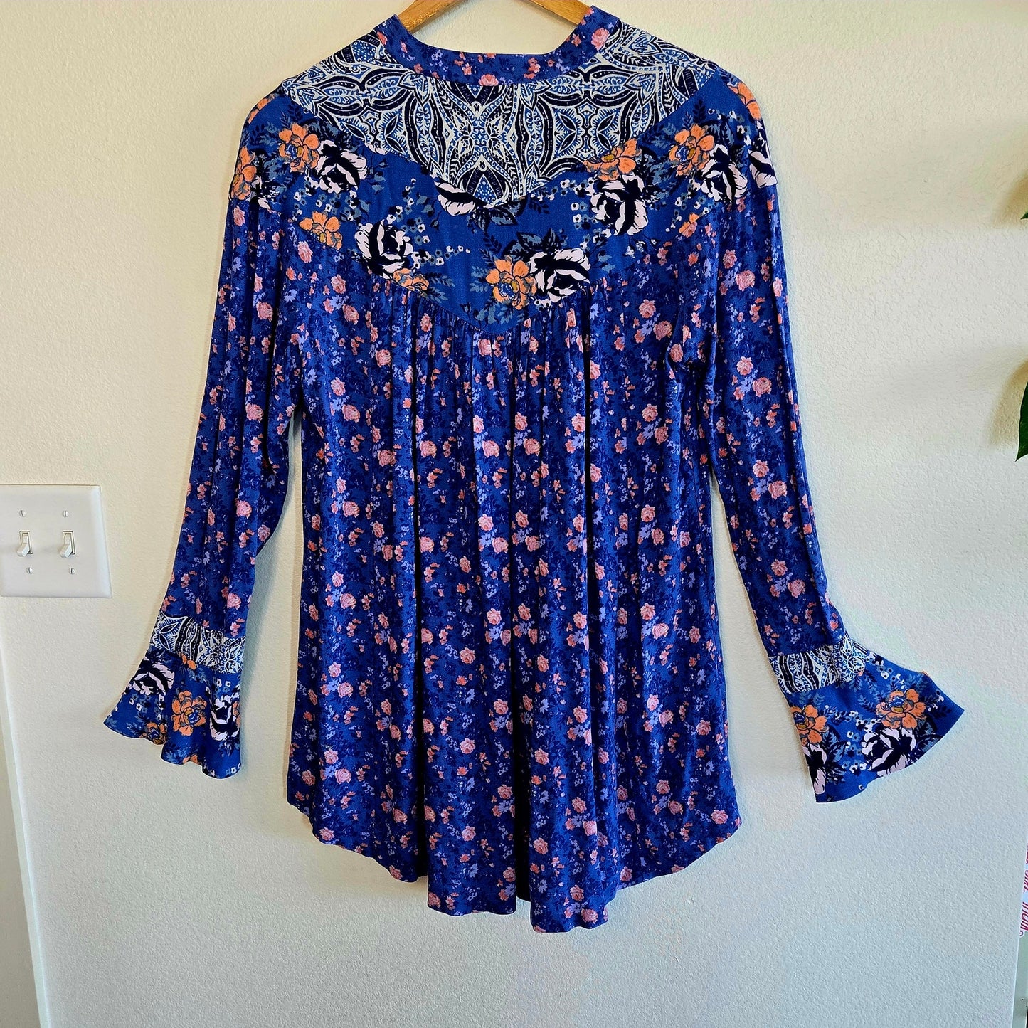 Free People Size Small Boho western button top bell sleeve mini dress