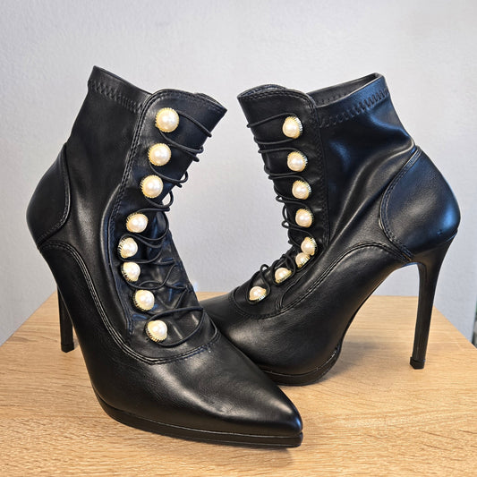 Size 7 Black Victorian Pearl Button Sock Boot Stiletto Pointed Toe Gothic