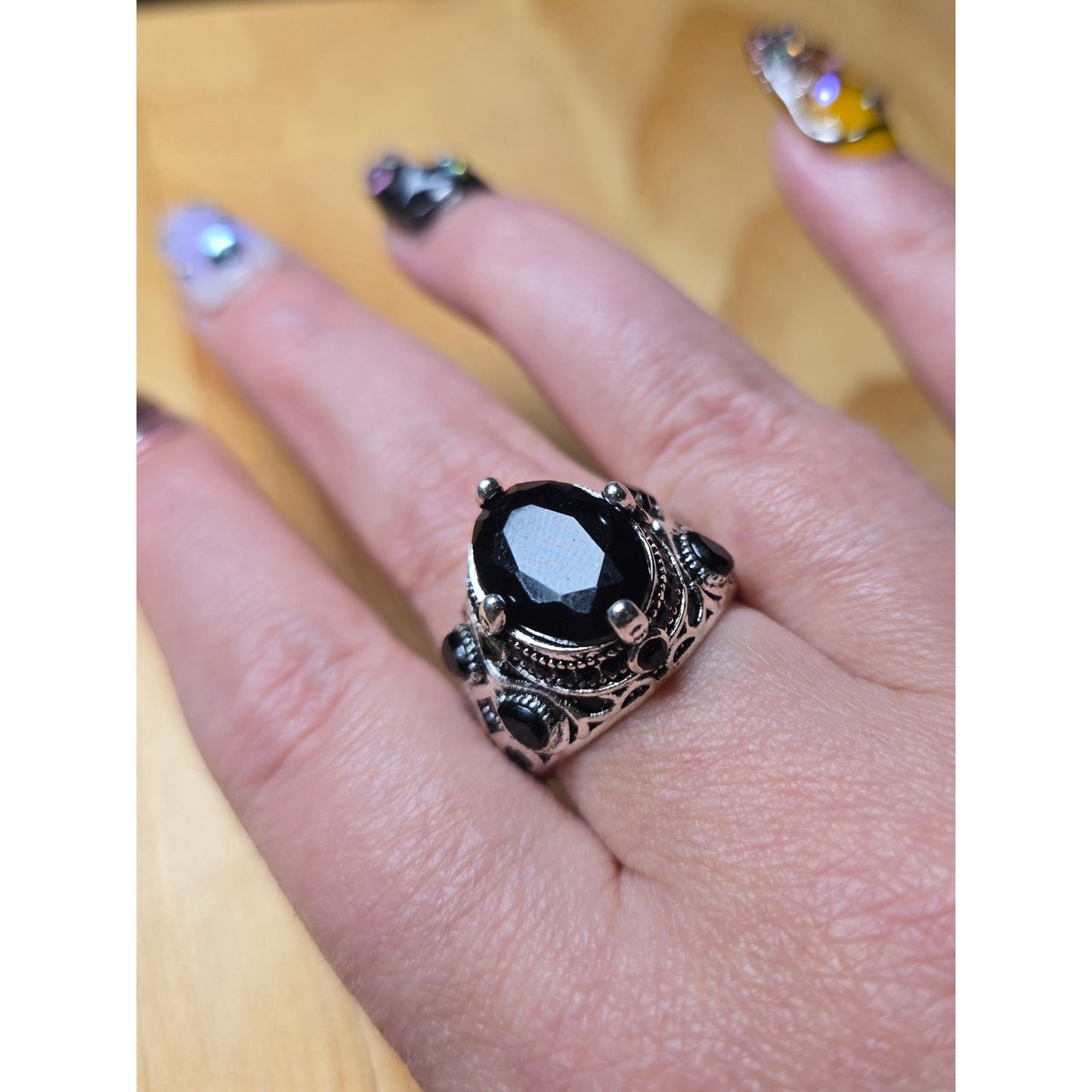 Size 8 Gothic Black Stone Statement Ring Medieval Baroque Style Silver Tone Chunky Ring