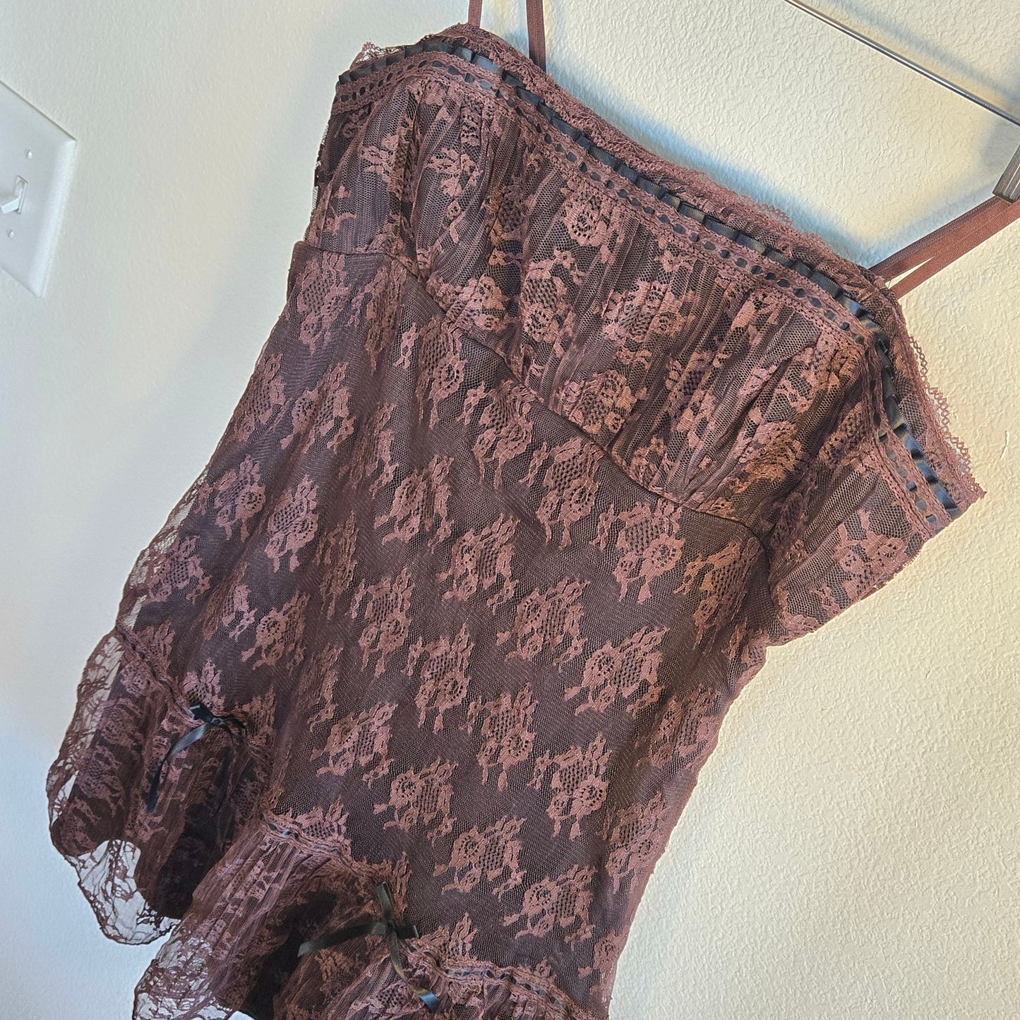Size L – NWT Kimchi Blue cocoa lace babydoll mini dress