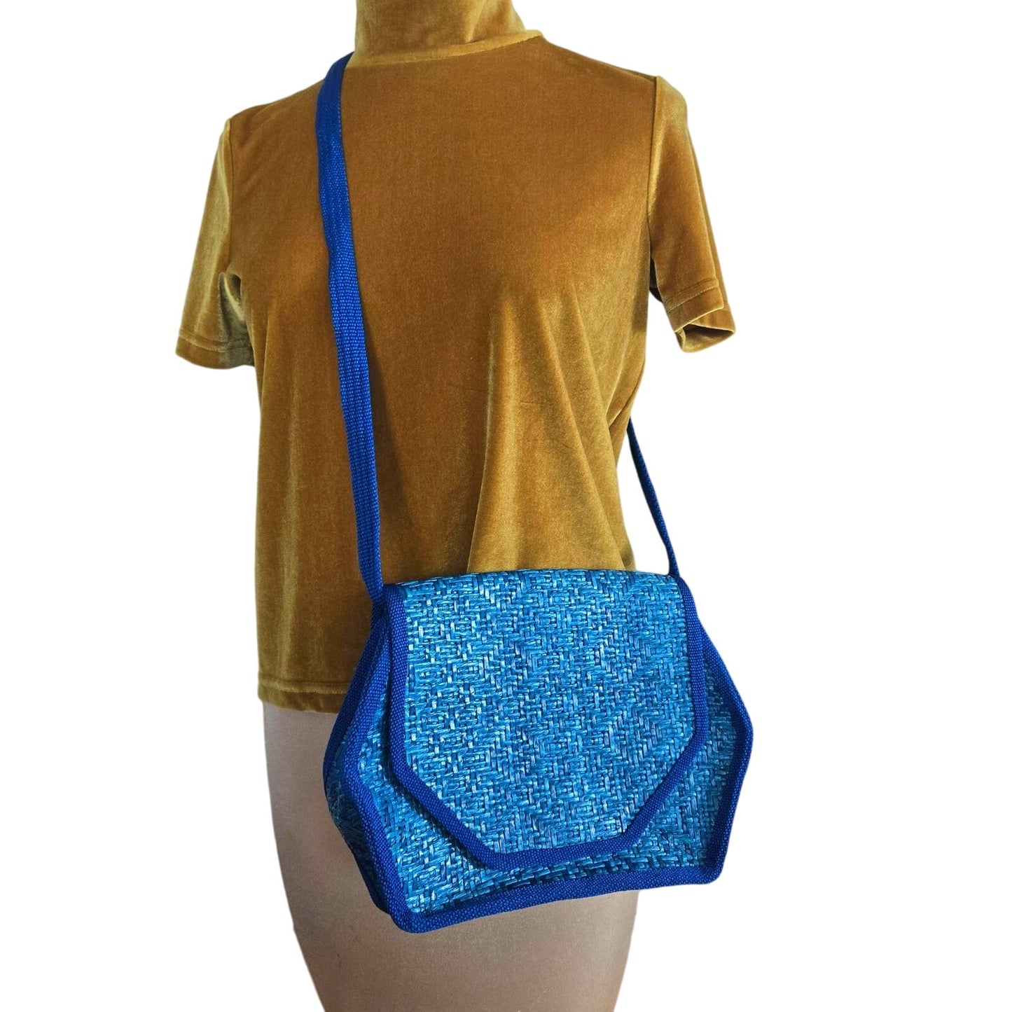 Vintage 1960s Blue Woven Hexagon Handbag – Vanessa for Fashion Imports (Made in Italy)