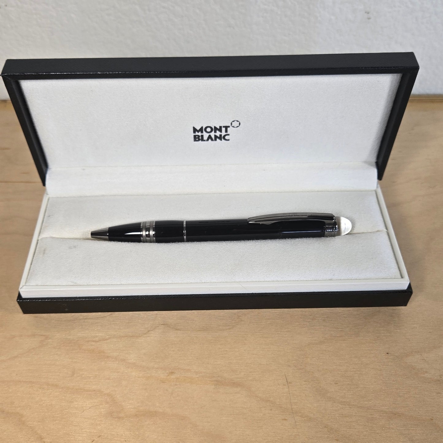 Montblanc Meisterstück Platinum-Coated Ballpoint Pen – With Original Box & Service Guide