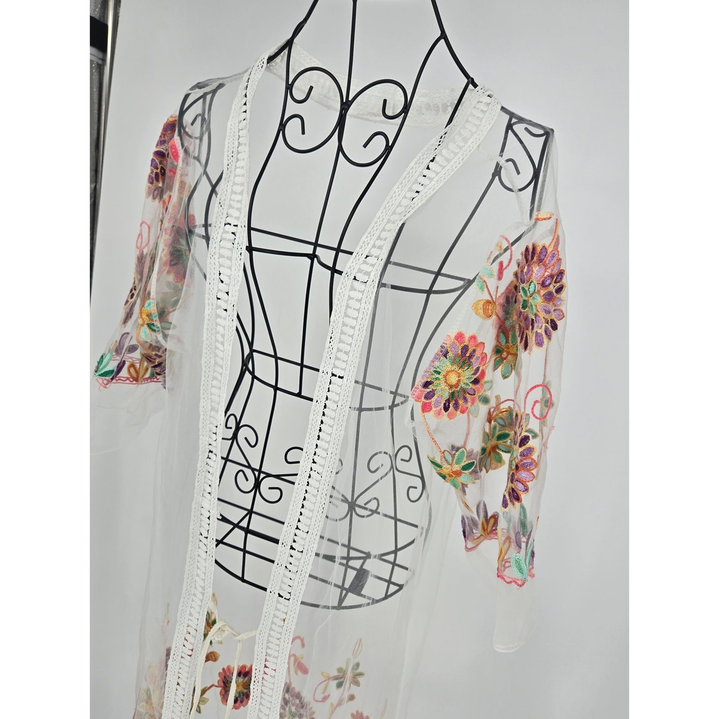 One Size White Sheer Embroidered Floral Kimono Duster Cardigan Fringe Boho Fairycore