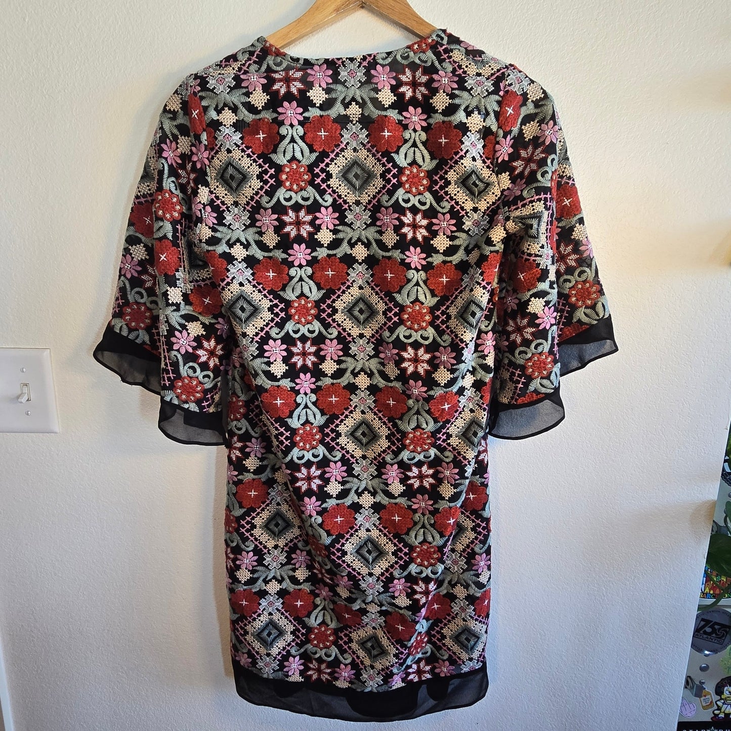 Size XS – BCBGMAXAZRIA embroidered boho bell sleeve dress