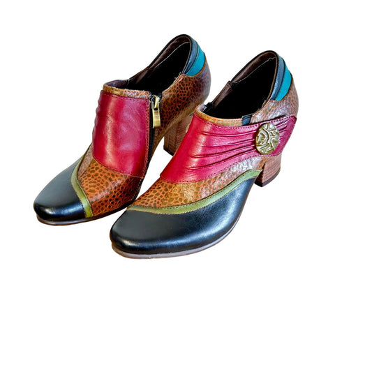 EU 36 / US 5.5–6 –  NEW NEVER WORNL’Artiste Leather Mixed Color Ankle Booties