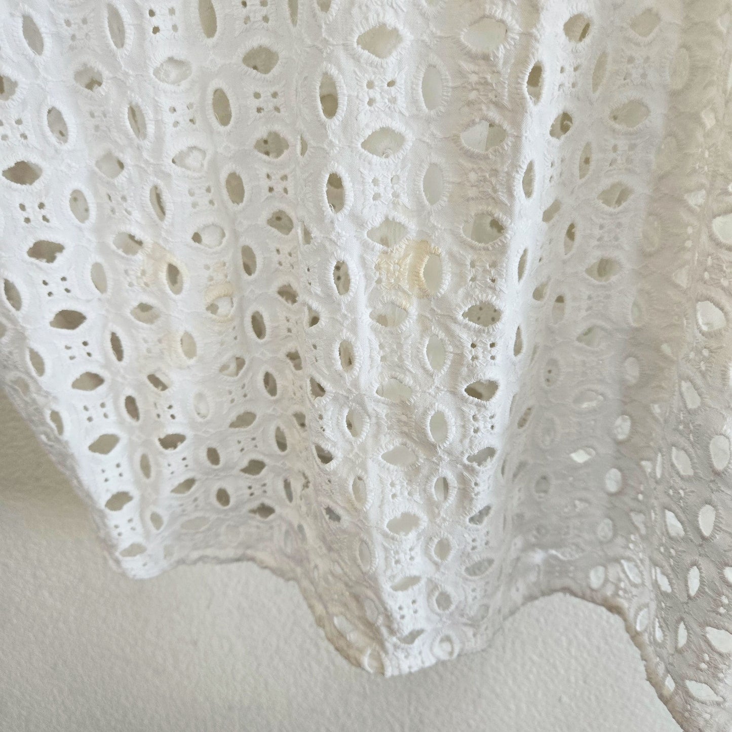 Size Large NWT 100% Cotton White Textural Button Down Shirt Beach Cover Summer