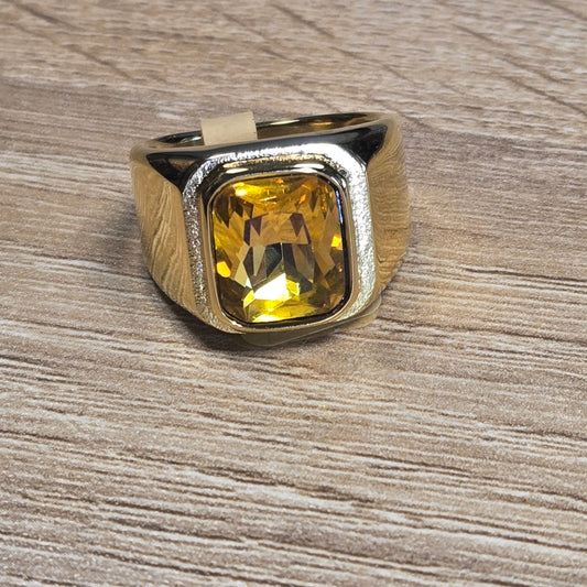 Size 8 Gold Ring with Large Yellow Gemstone