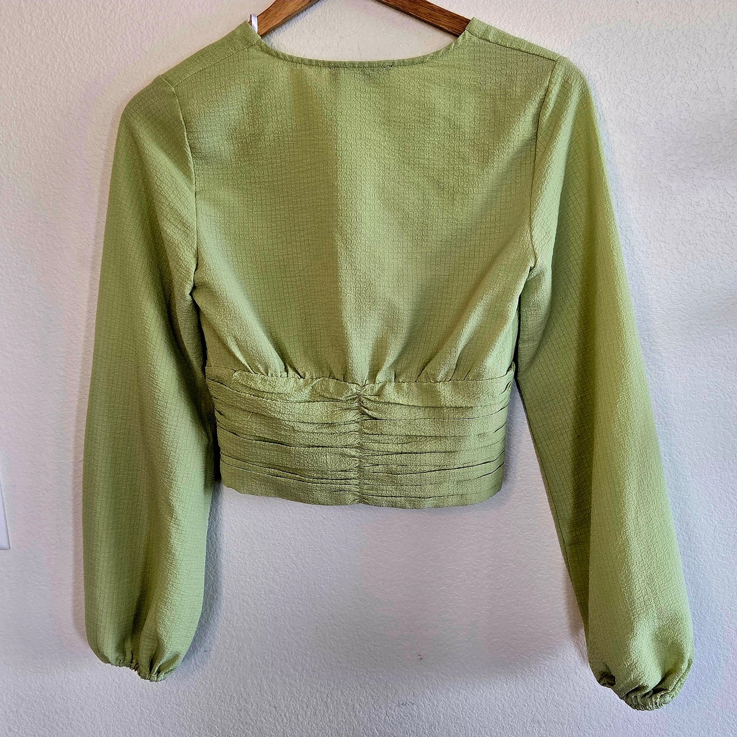Pistachio green V neck Button front blouse with balloon sleeves cropped