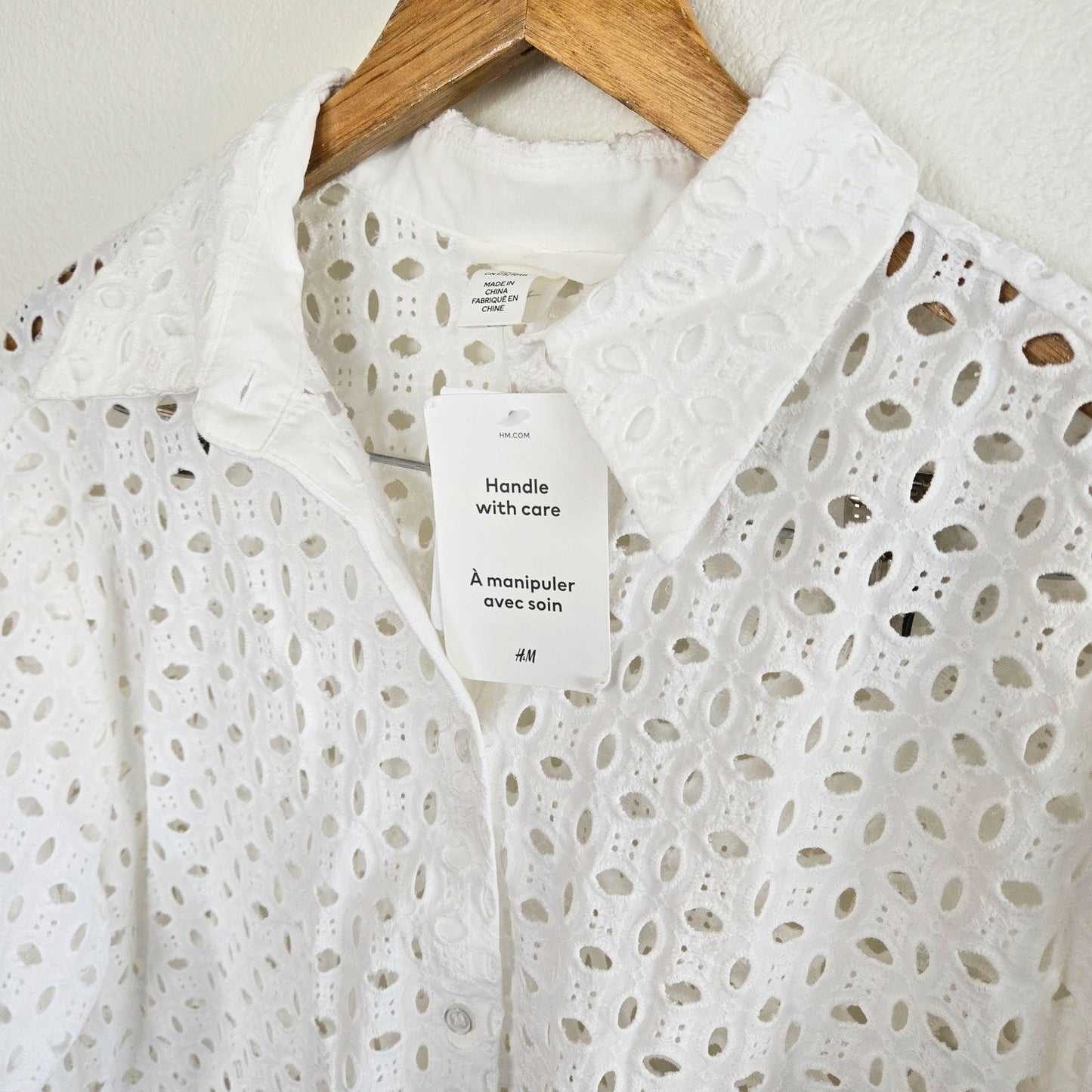 Size Large NWT 100% Cotton White Textural Button Down Shirt Beach Cover Summer